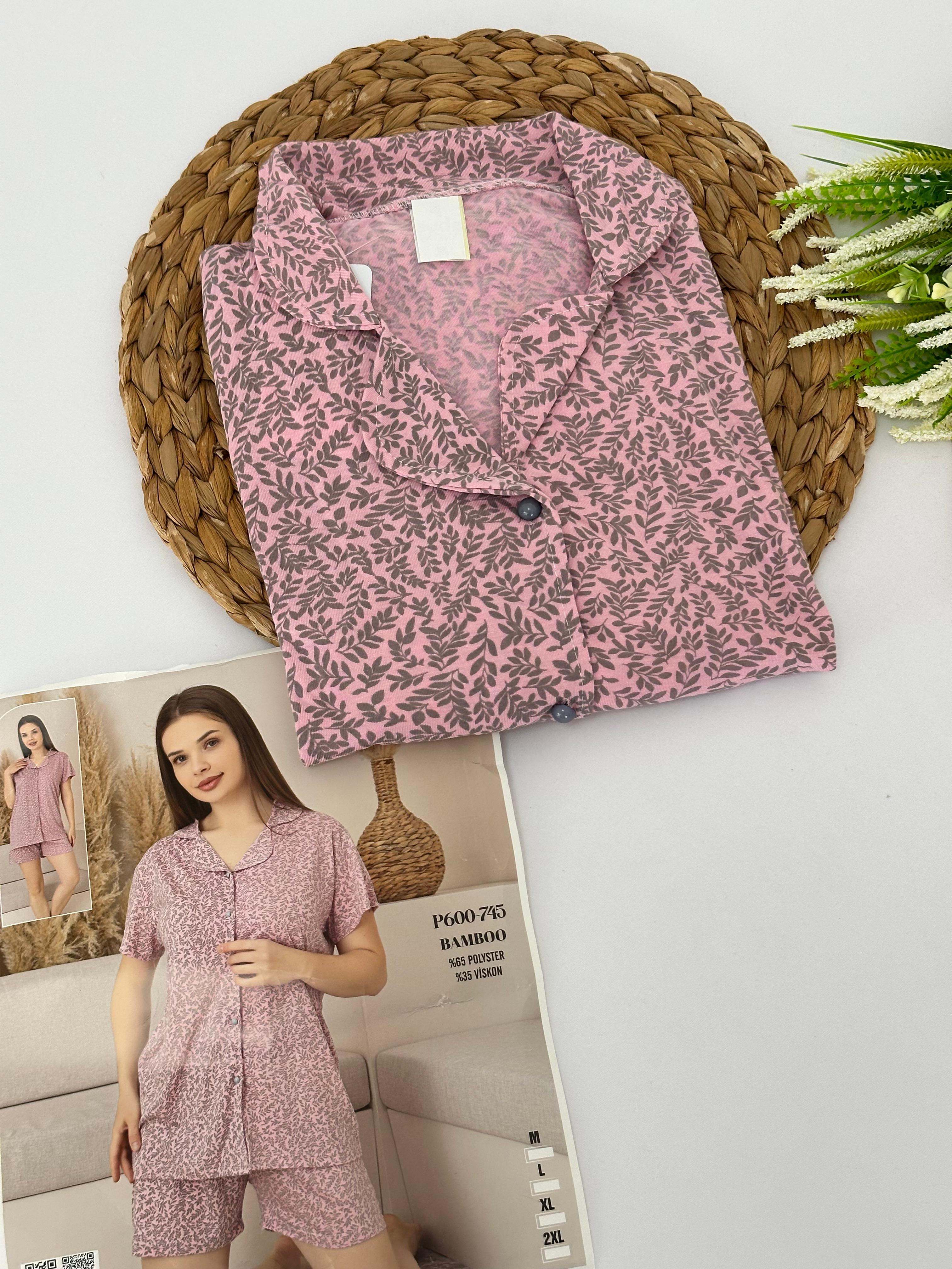 Pembe Çiçek Desenli Kadın Pijama Takımı