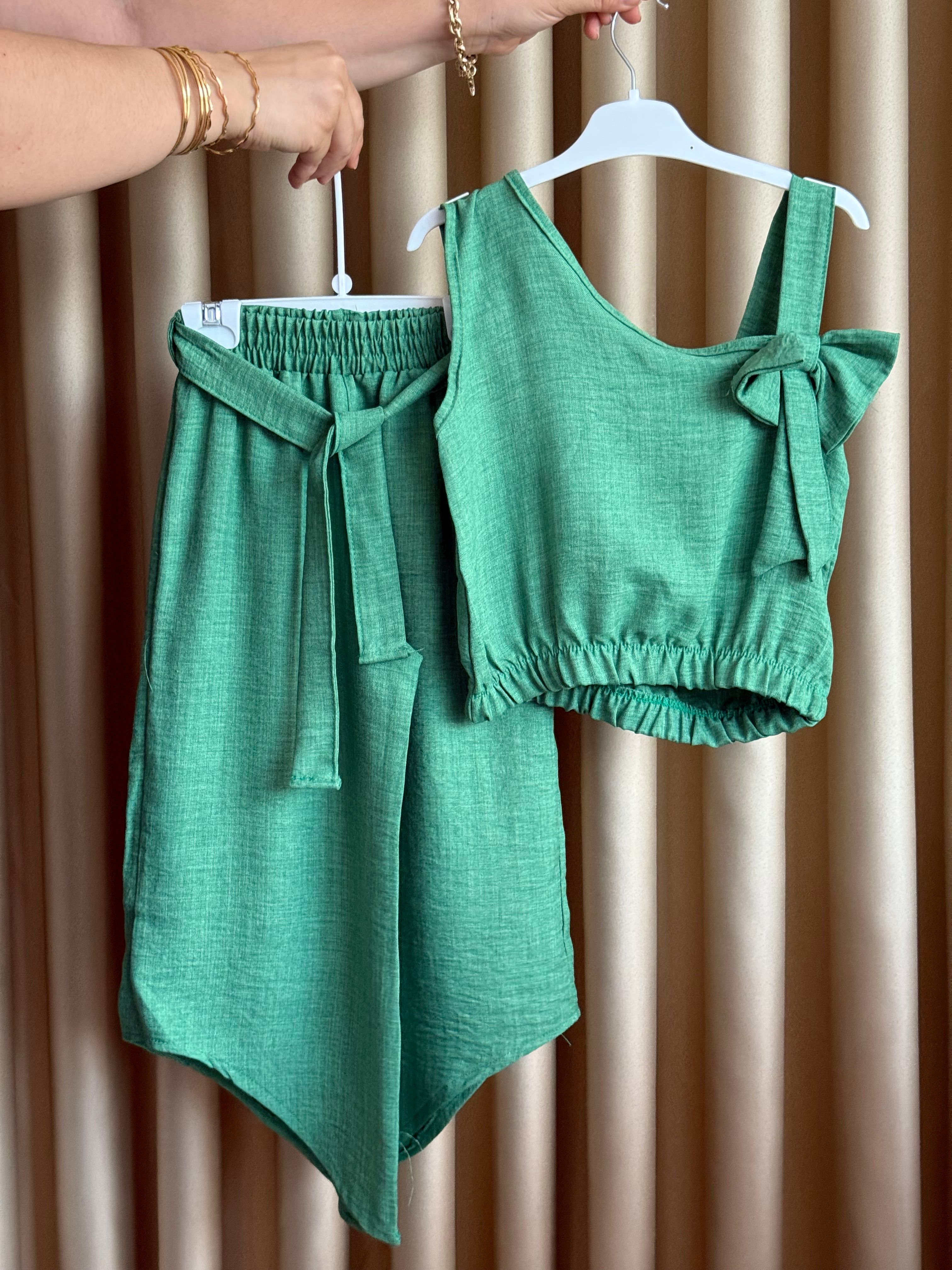 Kız Çocuk Yeşil Fiyonklu Crop Pantolon Takım