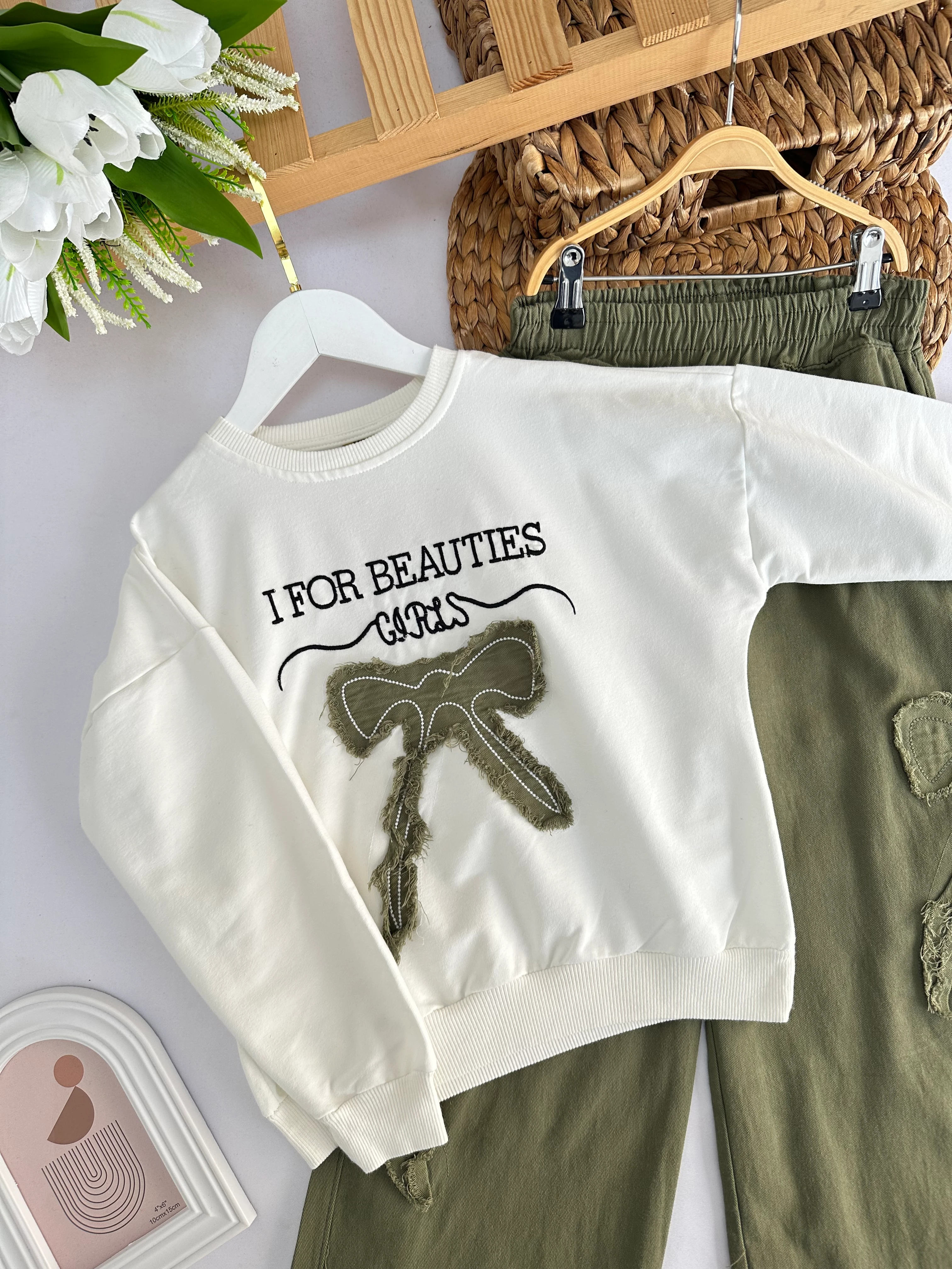 Kız Çocuk Haki Kurdele Pantolonlu Takım