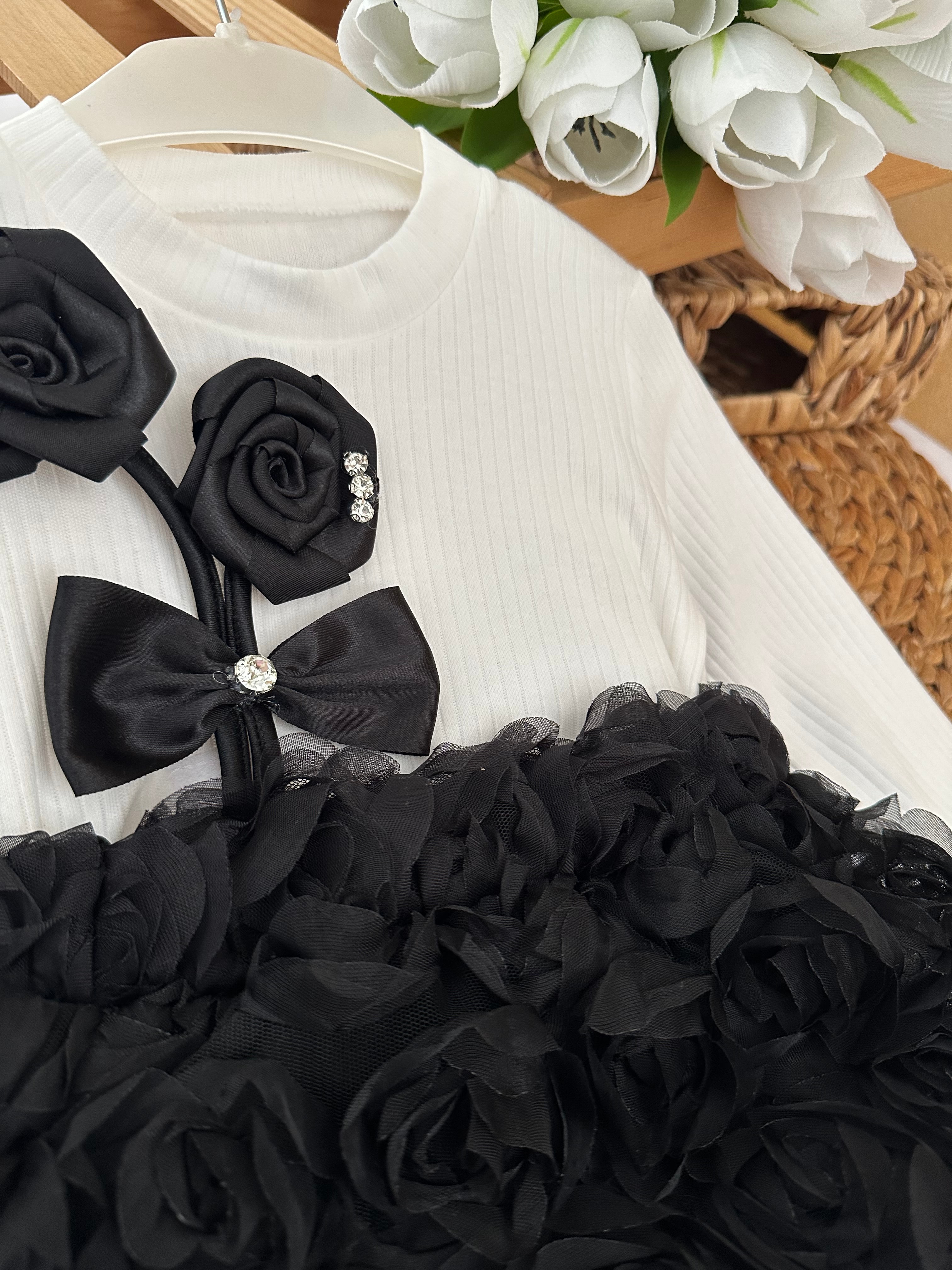 Kız Çocuk Siyah Çiçek İşlemeli Kabarık Etekli Takım