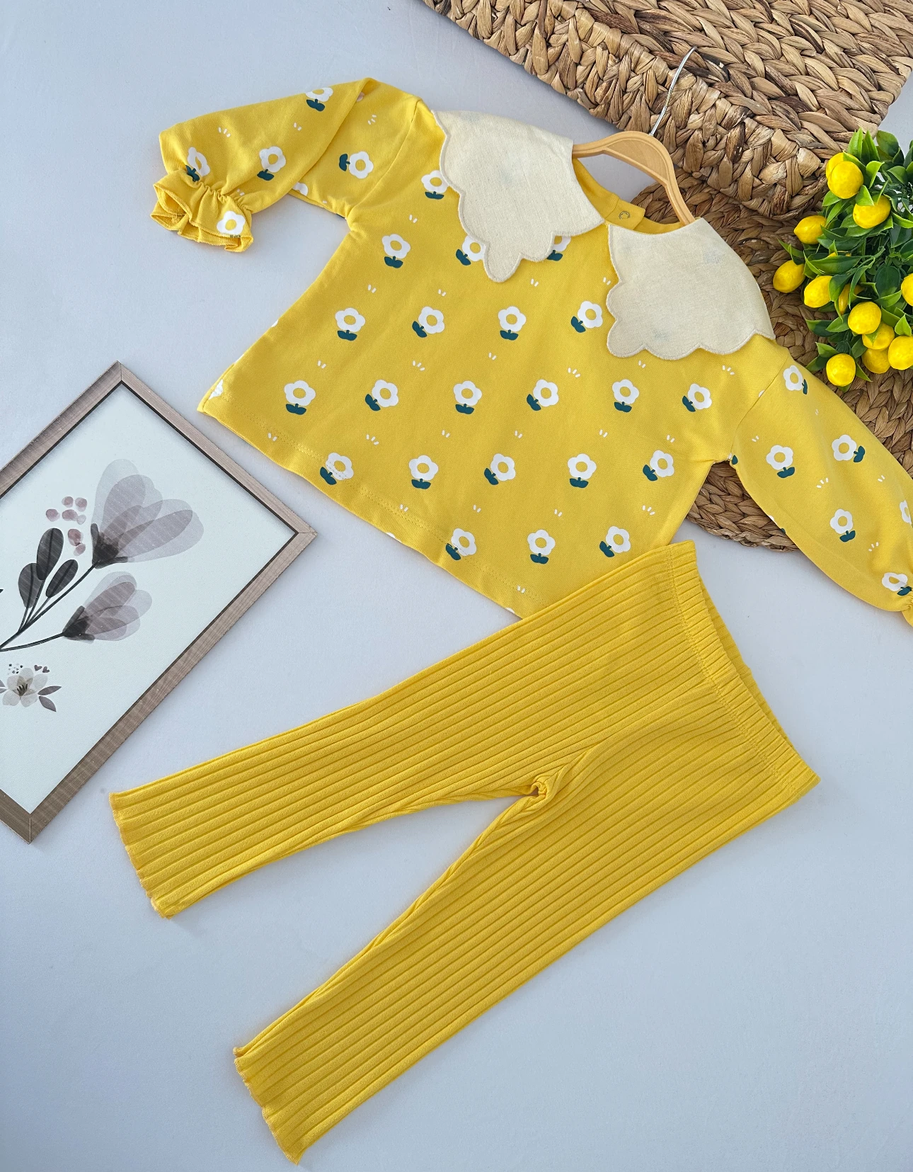 Kız Çocuk Bebe Yaka Sarı Papatya Desenli Takım