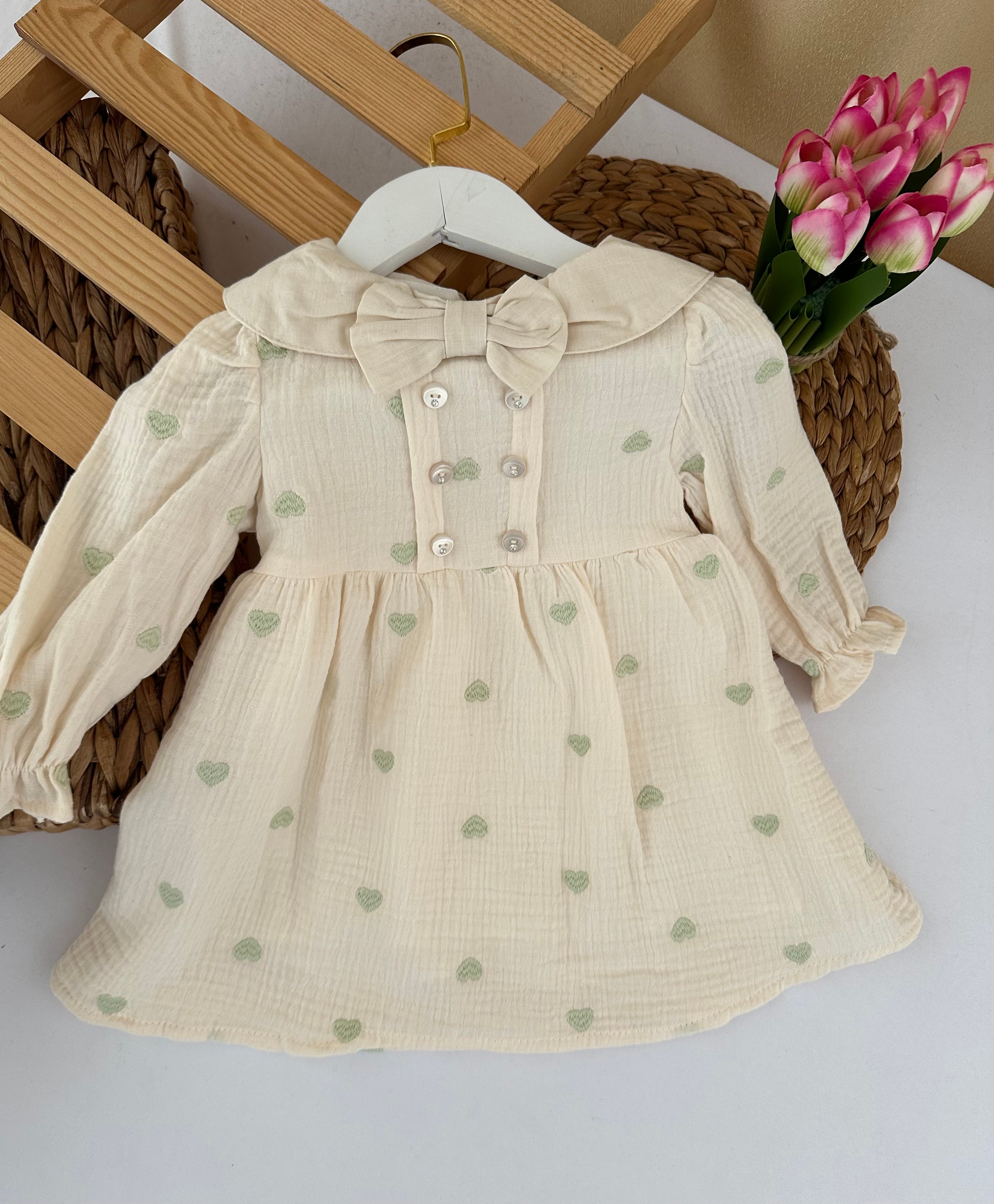 Kız Çocuk Yeşil Kalpli Müslin Elbise