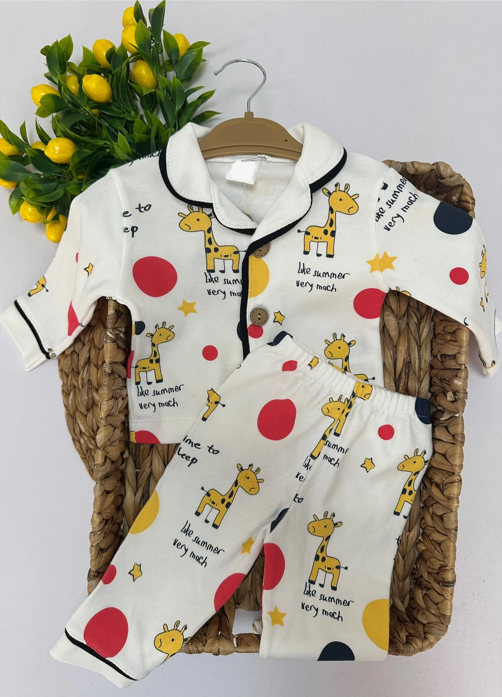 Bebek Zürafa Desenli Pijama Takımı