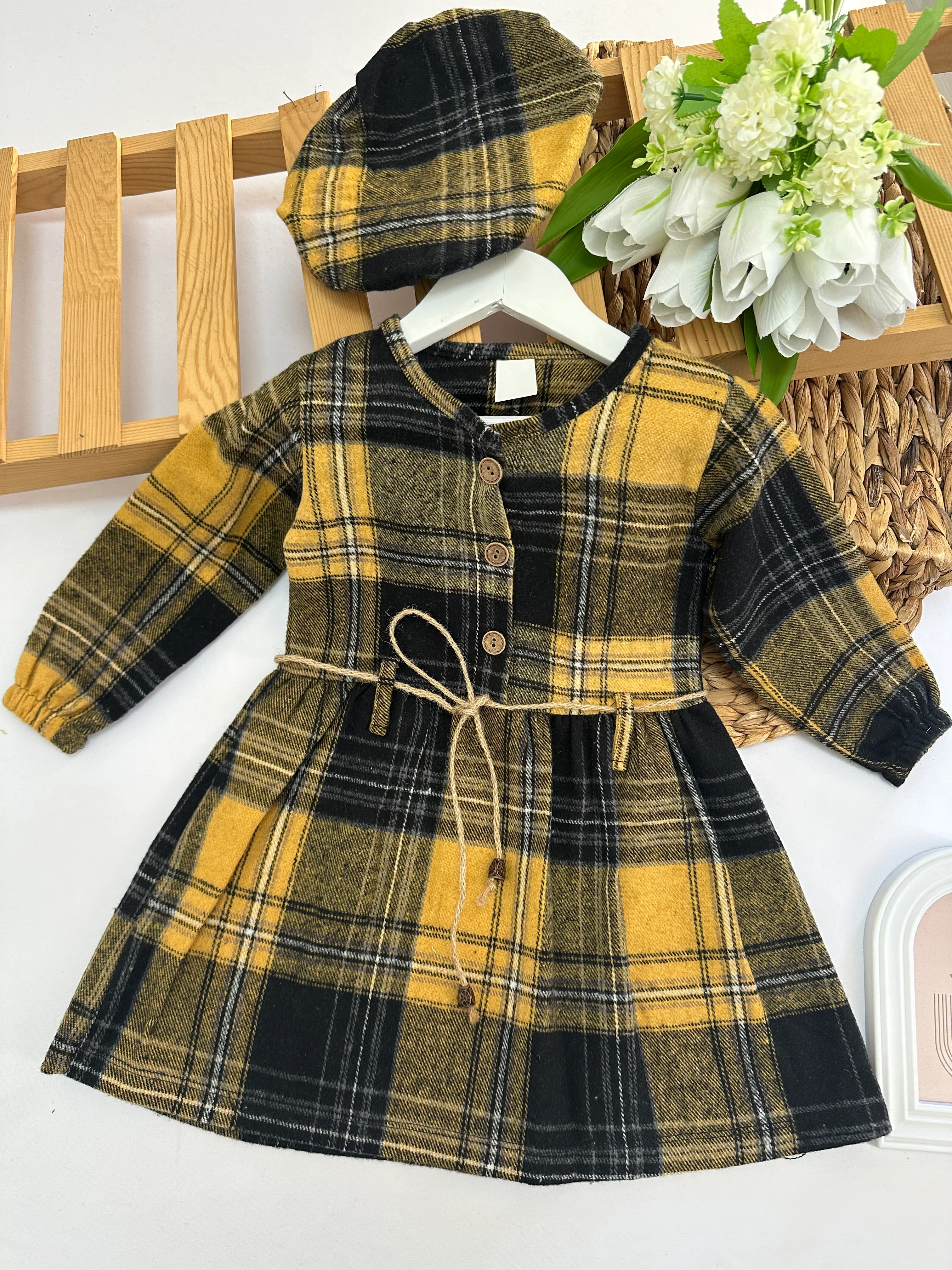 Kız Çoçuk Hardal Ekose Desenli Şapkalı Elbise