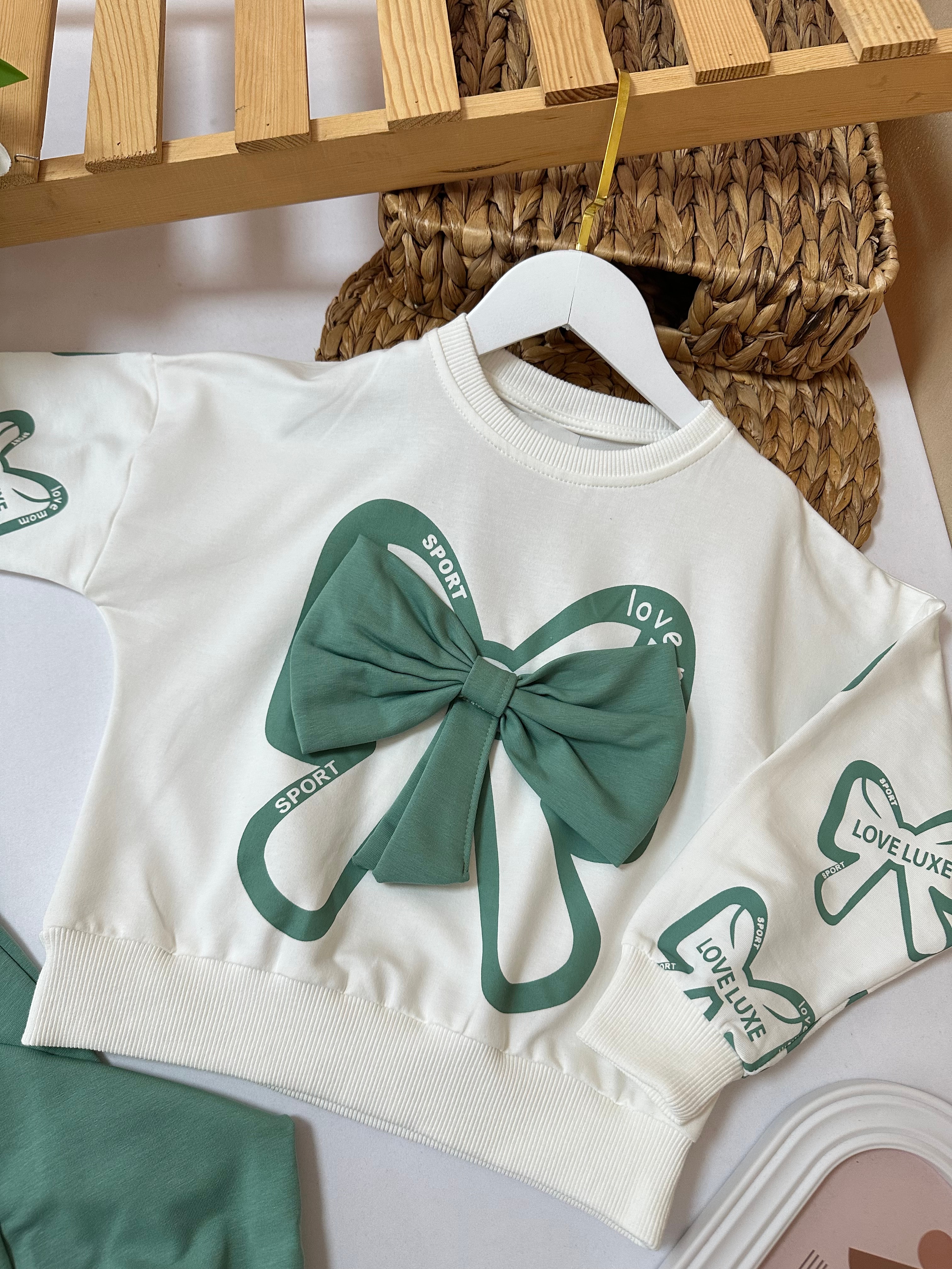 Kız Çocuk Yeşil Fiyonklu Alt-Üst Takım