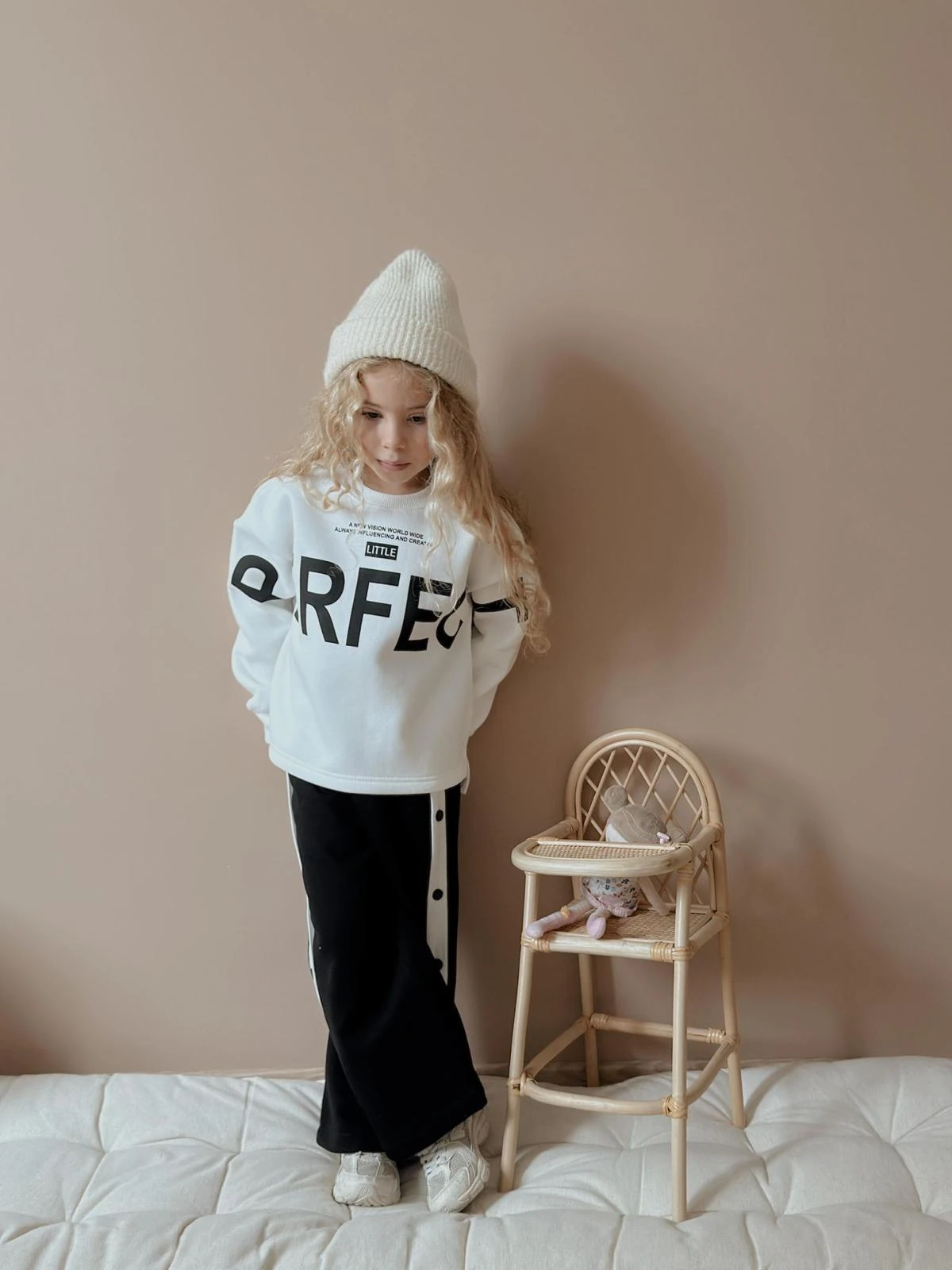 Kız Çocuk Beyaz Perfect Şeritli Takım