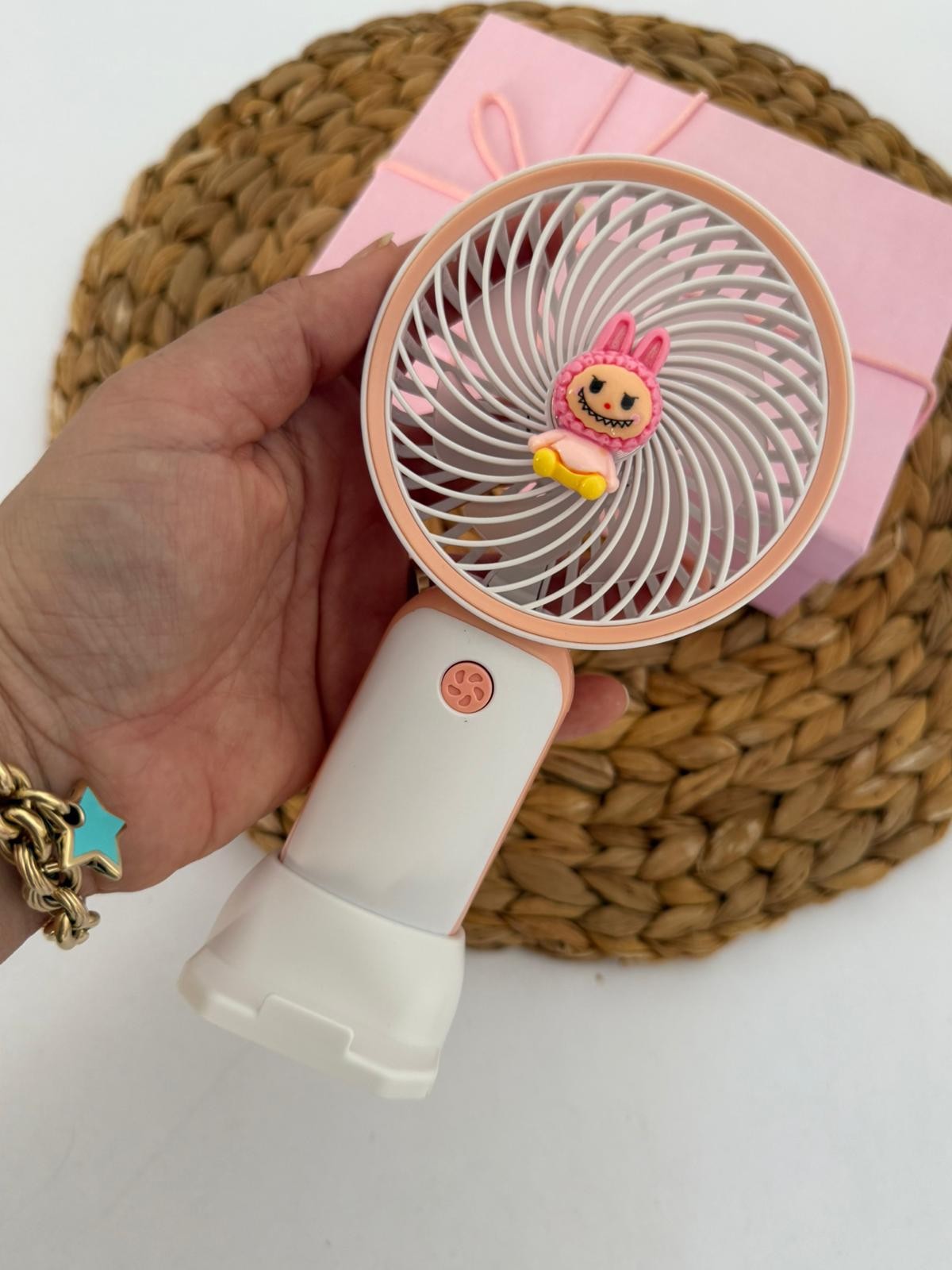 Beyaz Labubu Şarjlı Mini Fan