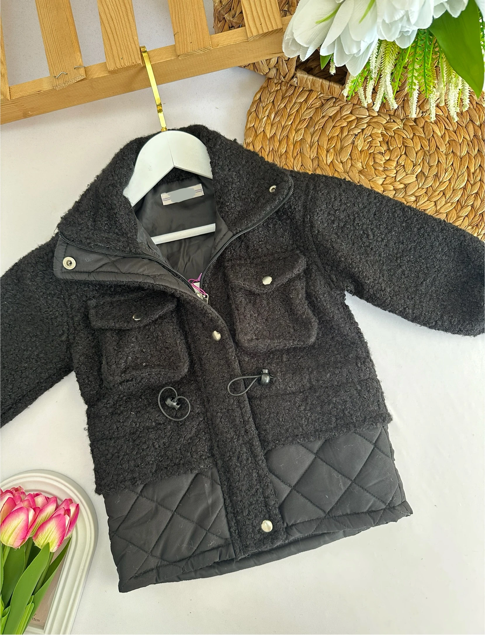 Kız Çocuk Siyah Cep Detaylı Mont