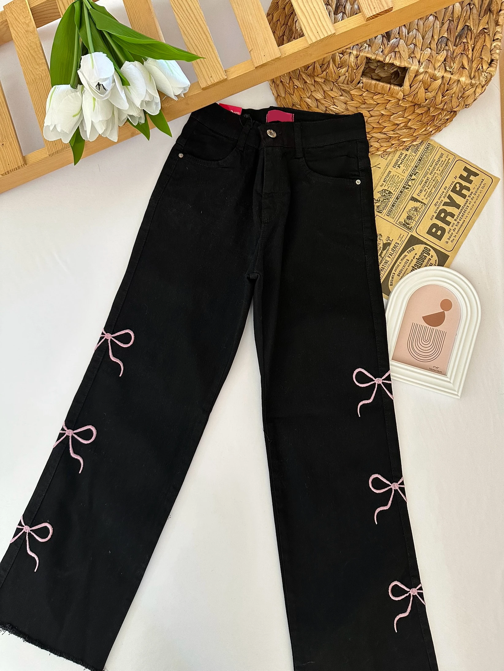 Kız Çocuk Yanı  Fiyınklu Siyah Kot Pantolon