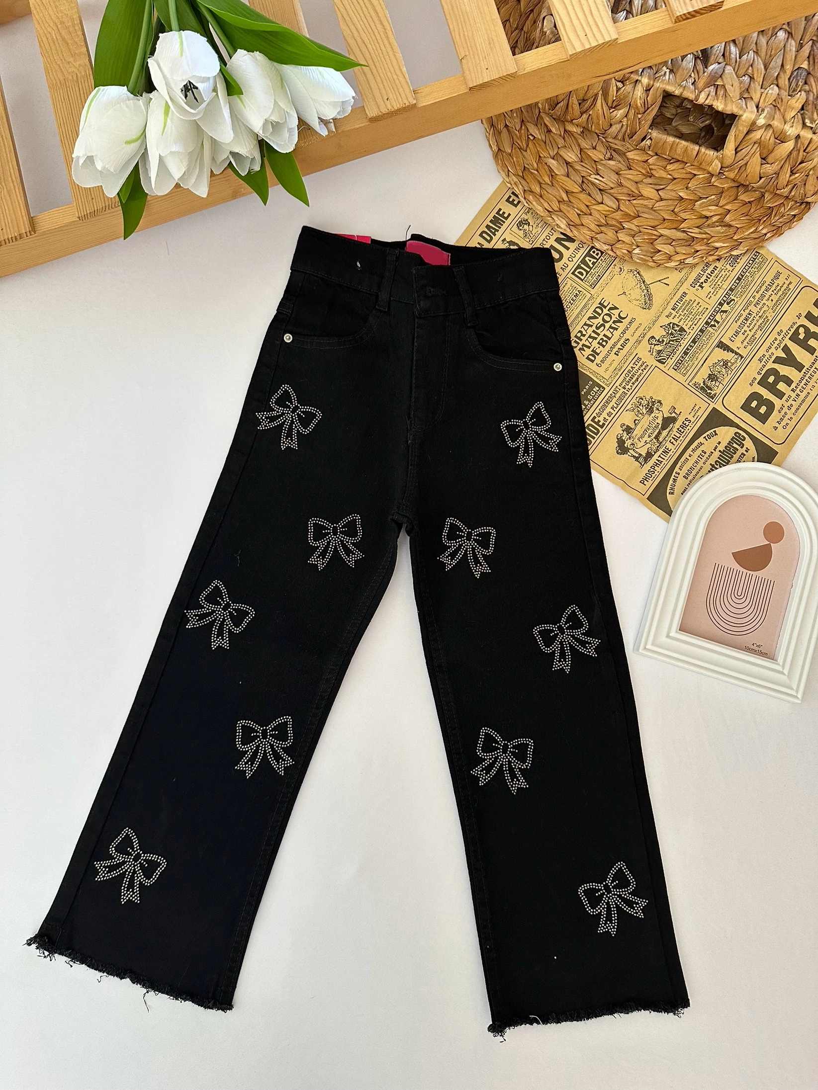 Kız Çocuk Taşlı Fiyonklu Siyah Kot Pantolon