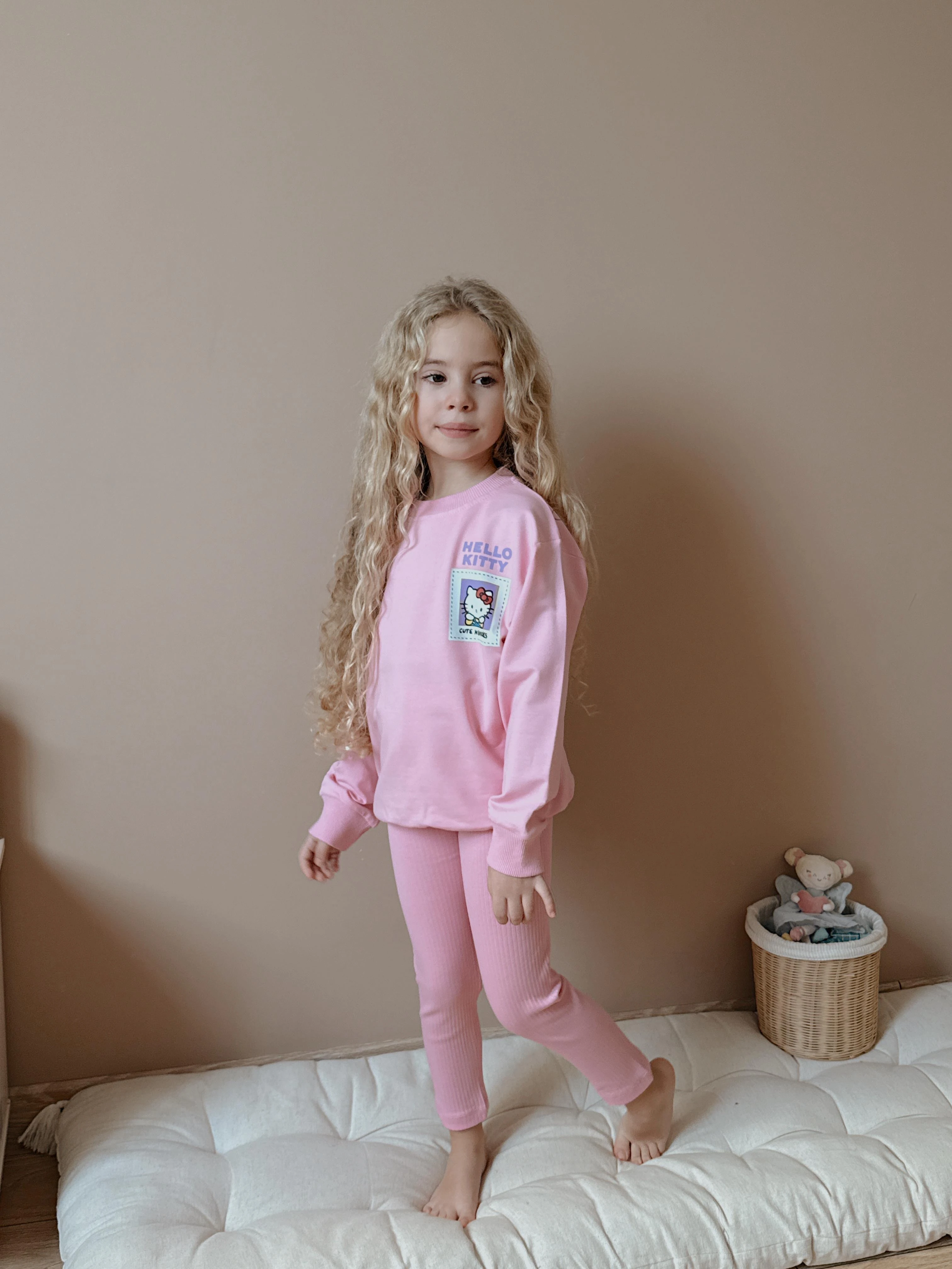 Kız Çocuk Pembe Hello Kitty Taytlı Takım