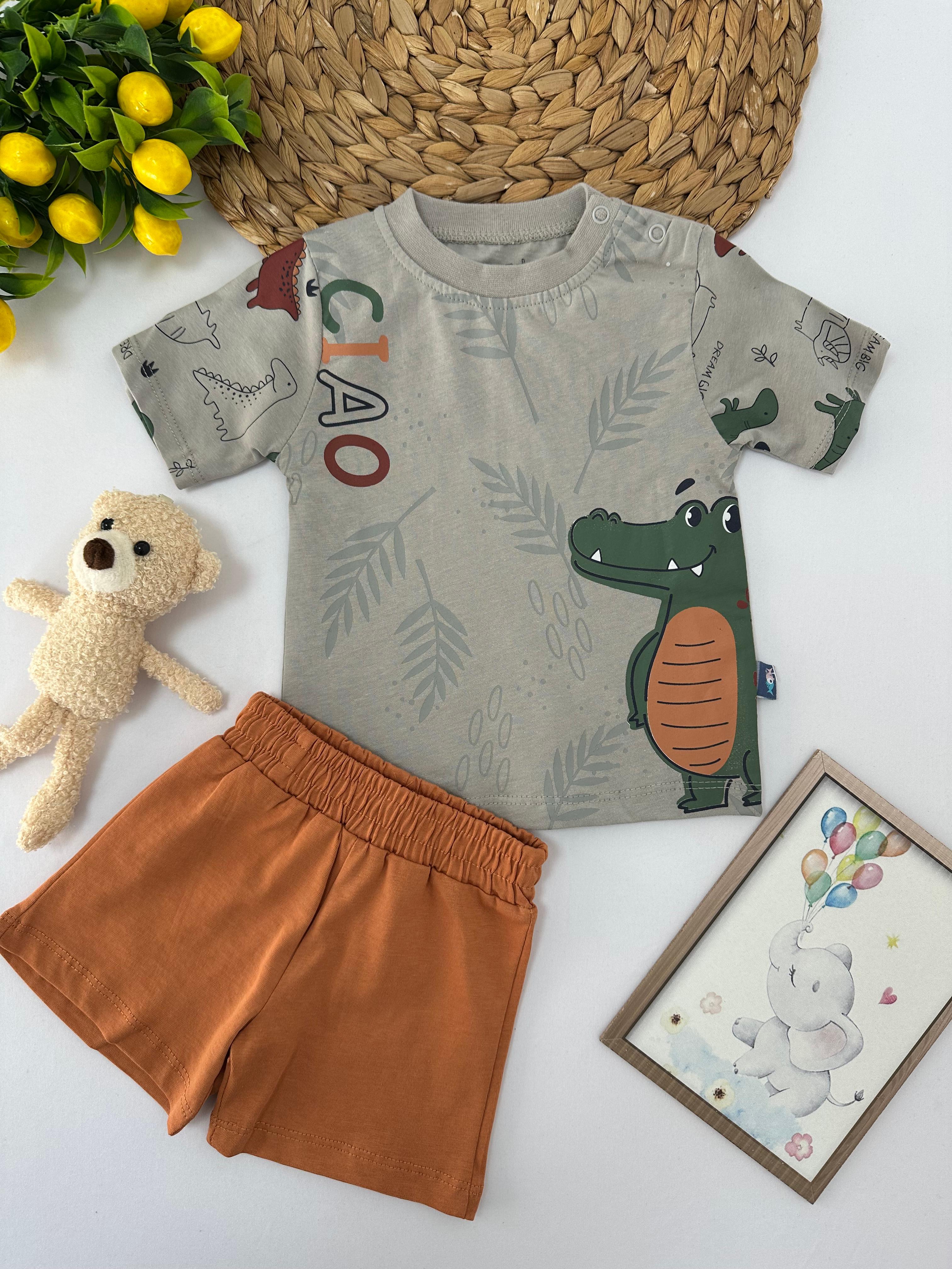 Erkek Bebek Gri Timsah Baskılı Şortlu Takım
