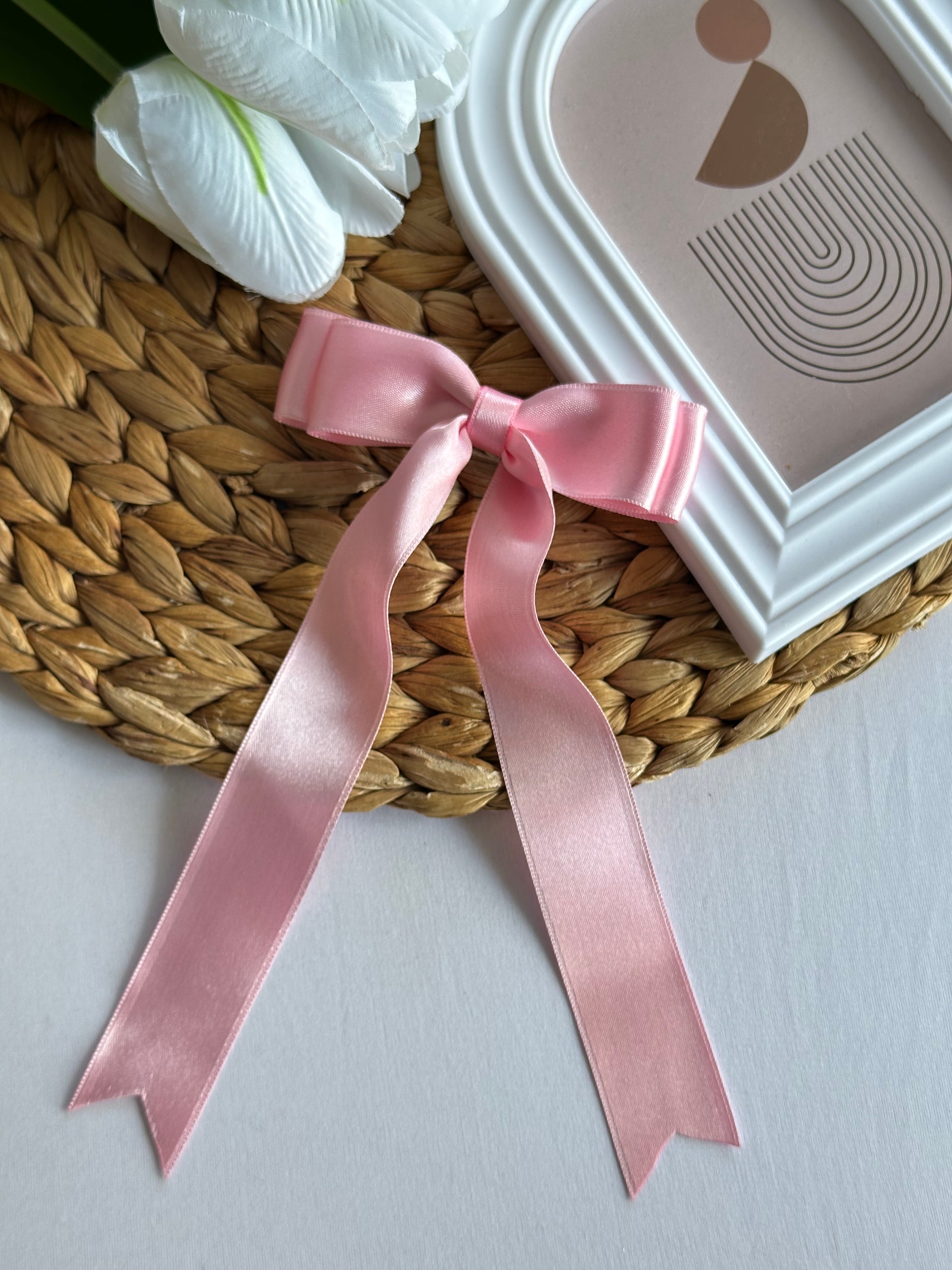 Pembe Saten Kumaş Fiyonk Toka