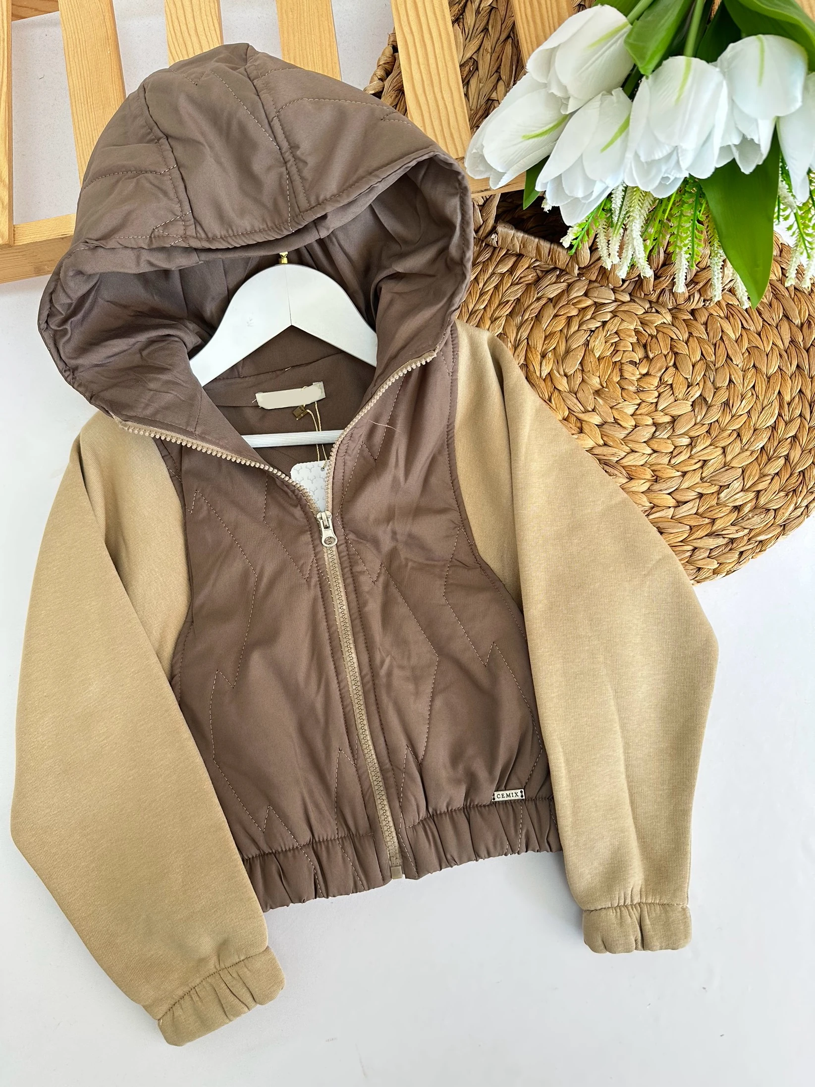 Kız Çocuk Kahverengi İnce Fermuarlı Mont