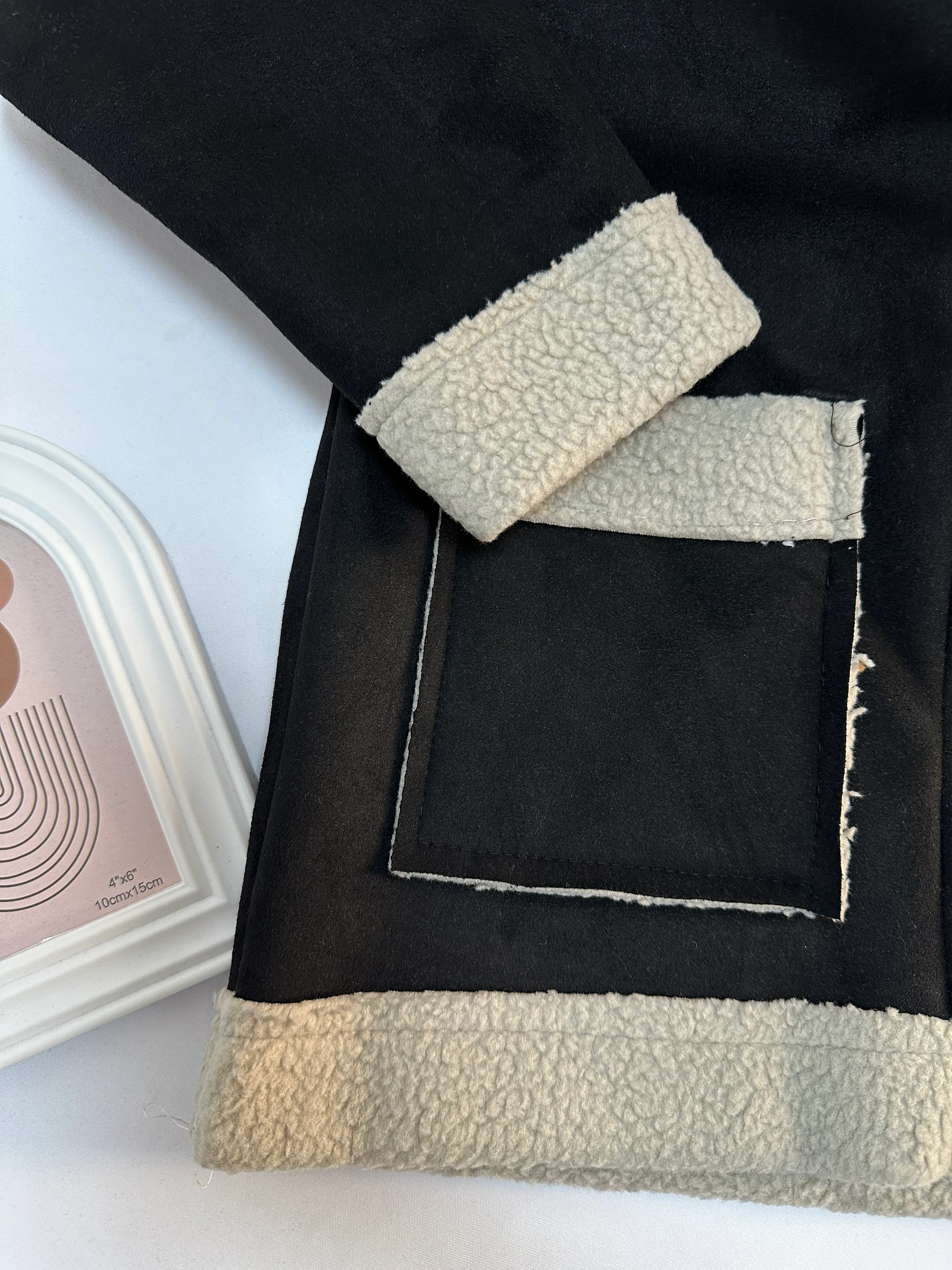 Erkek Çocuk Siyah Ekru İçi Yünlü Süet Mont