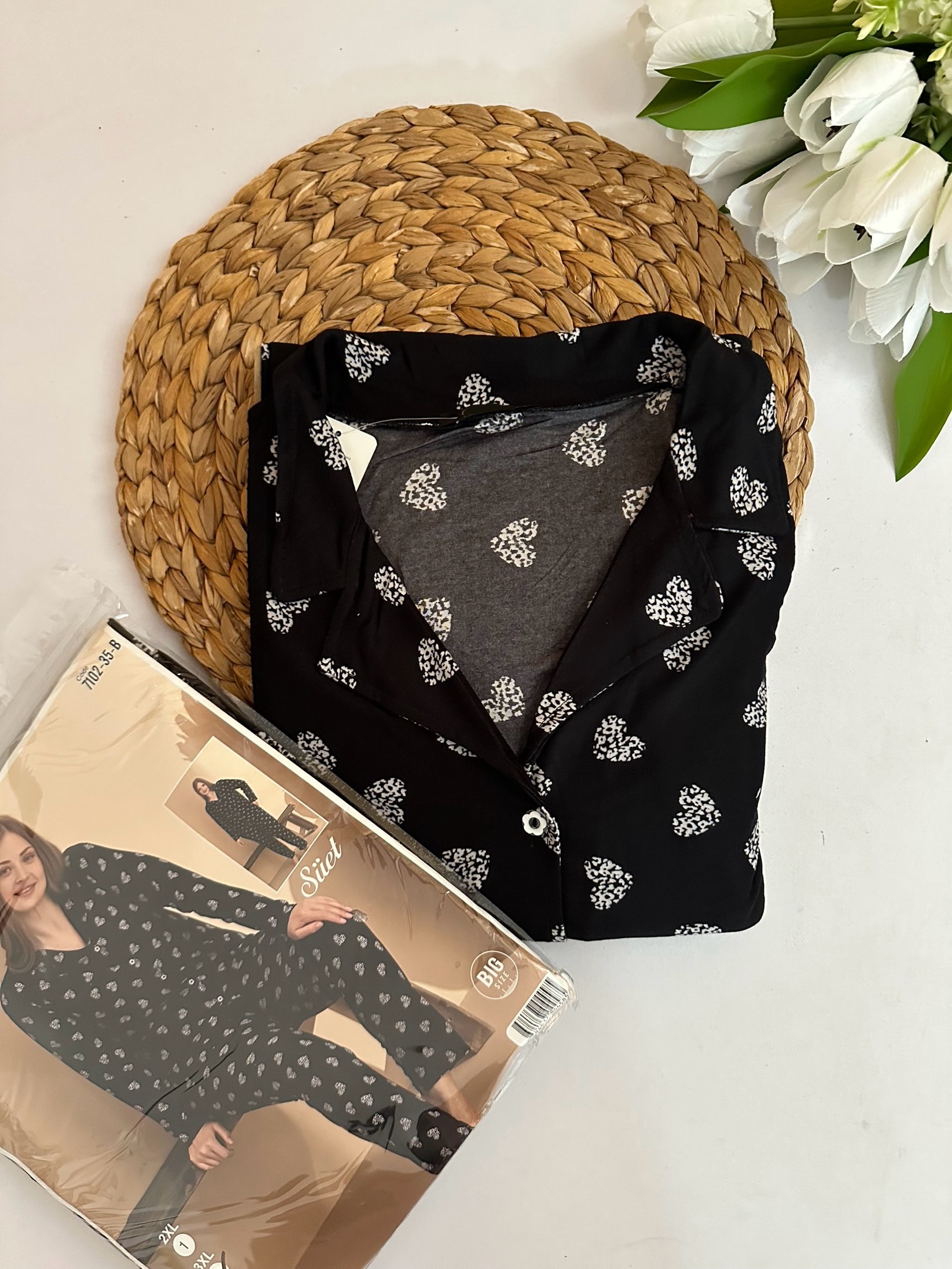 Siyah Leopar Kalp Desenli Süet Battal Boy Kadın Pijama Takımı