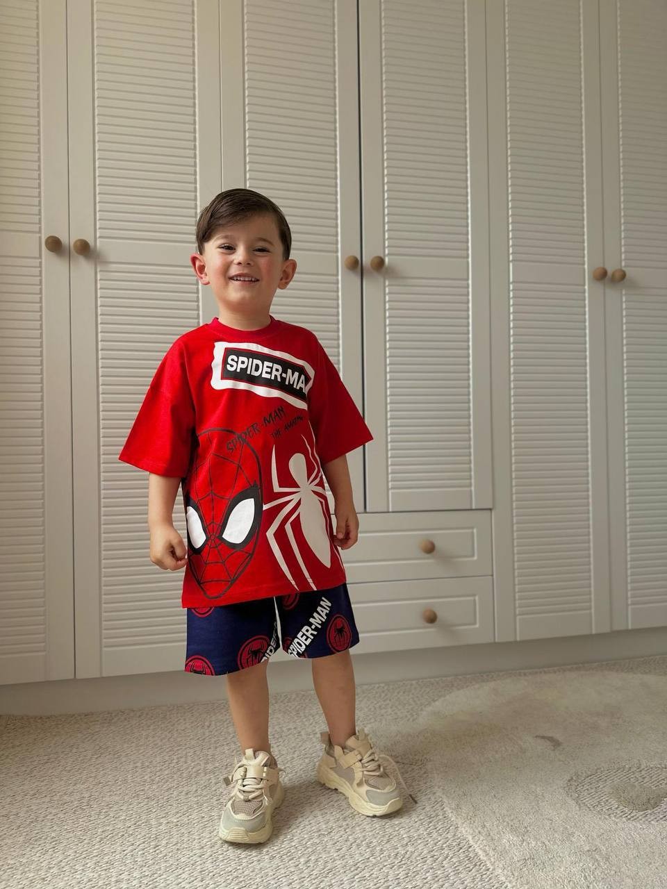 Erkek Çocuk Kırmızı Lacivert Spiderman Şortlu Takım