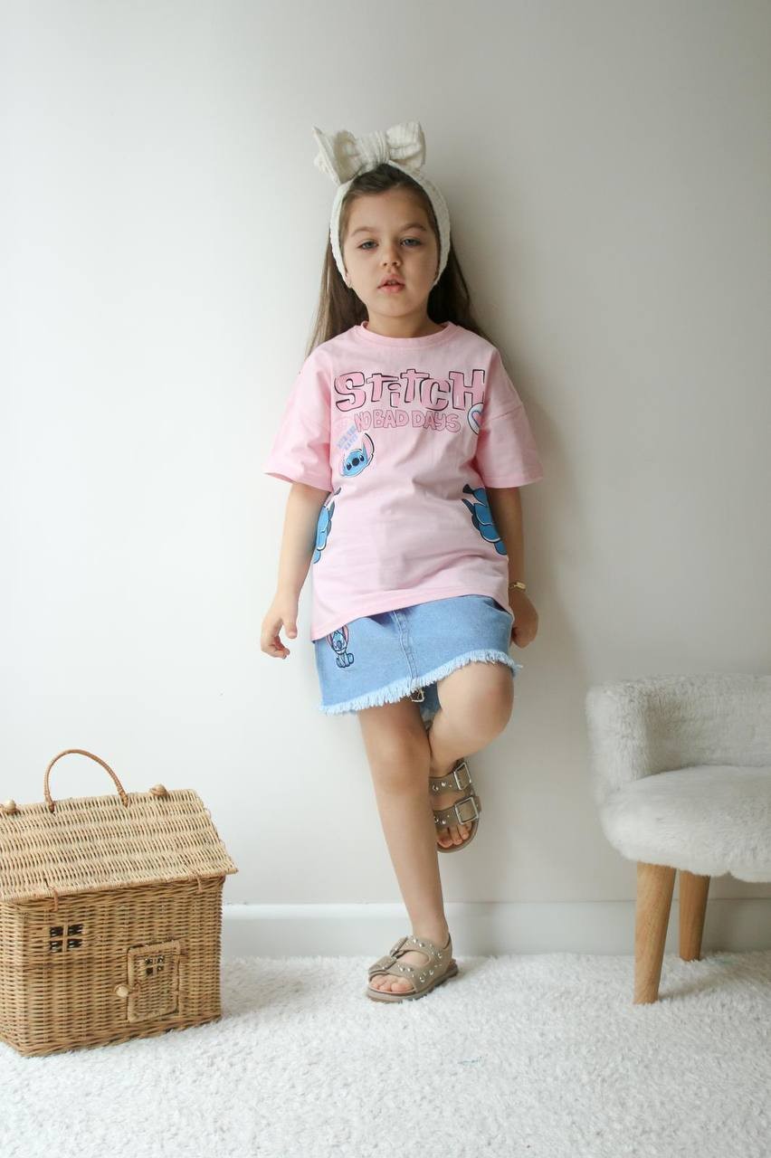 Kız Çocuk Pembe Stitch Baskılı Kot Etekli Takım