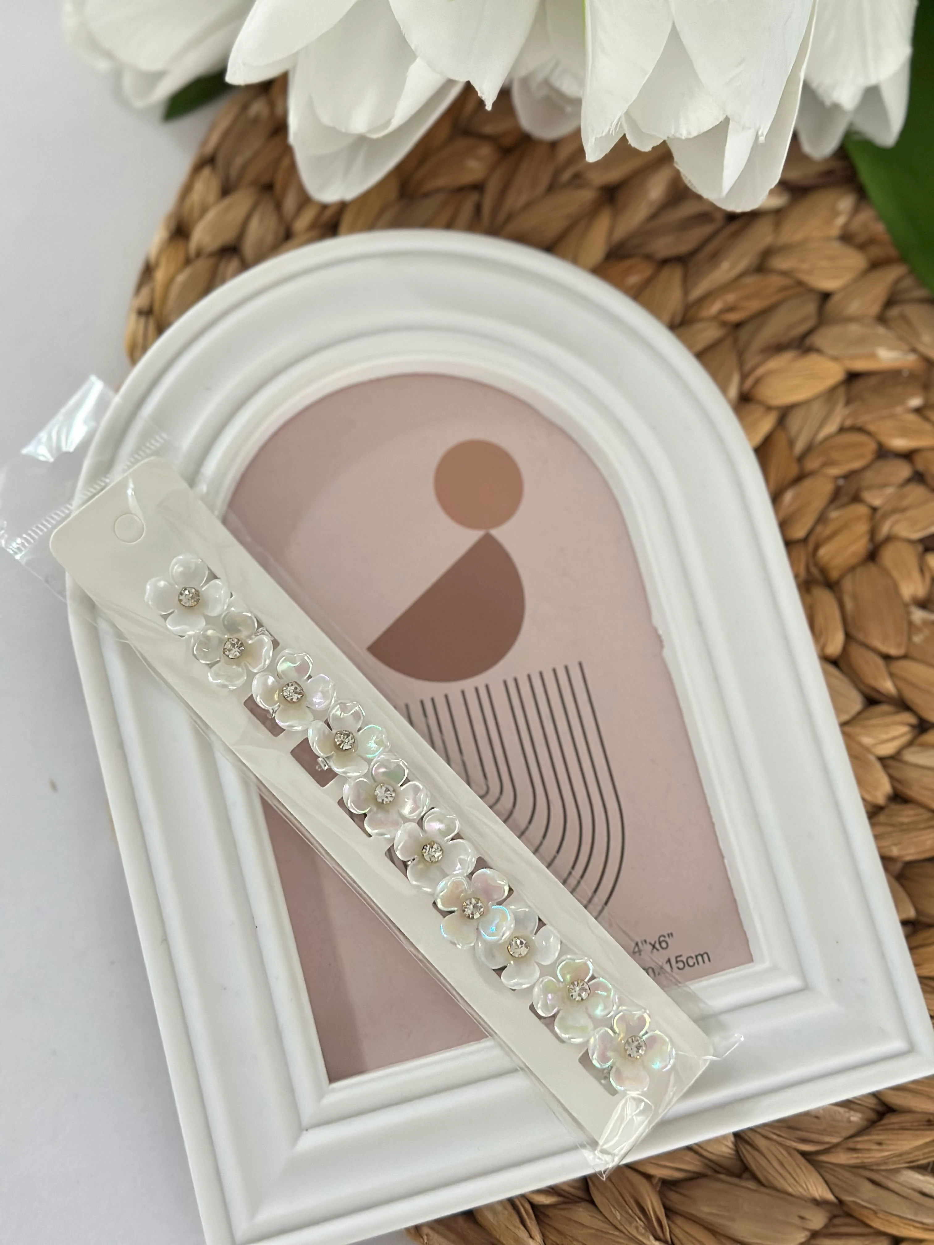 İnci Beyazı Çiçek  10'lu Charm Saç Yüzüğü