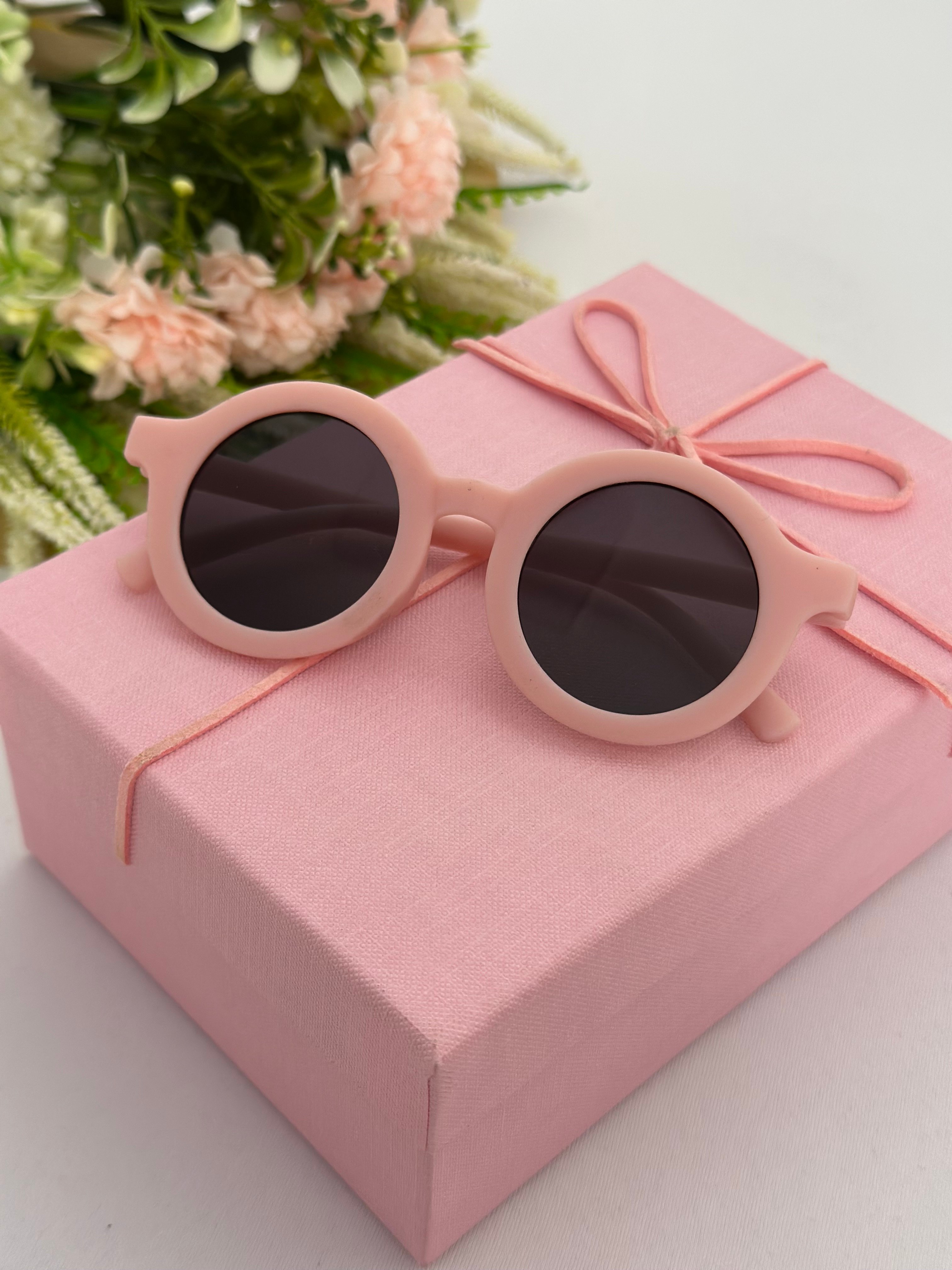 Açık Pembe Yuvarlak Model Çocuk Güneş Gözlüğü
