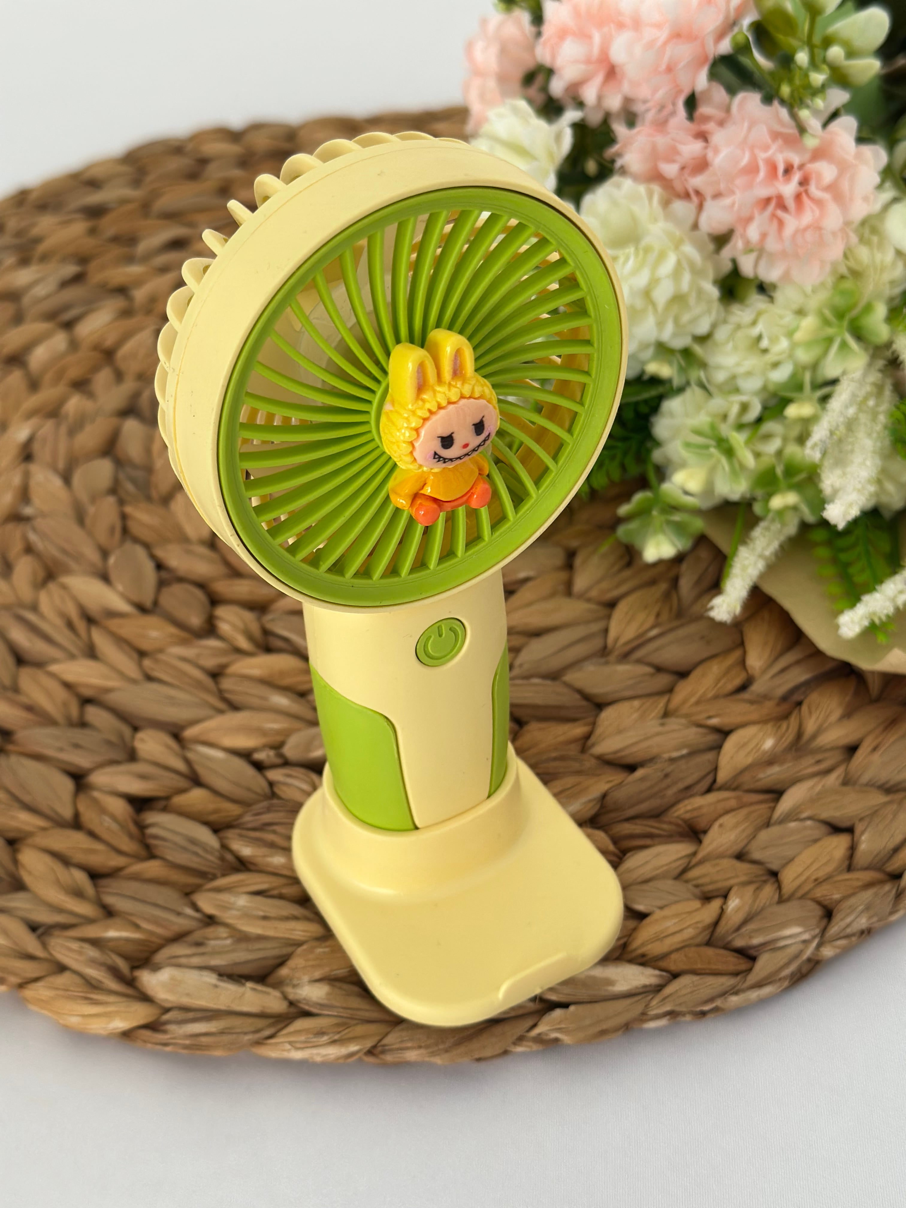 Sarı Yeşil Labubu Şarjlı Mini Fan