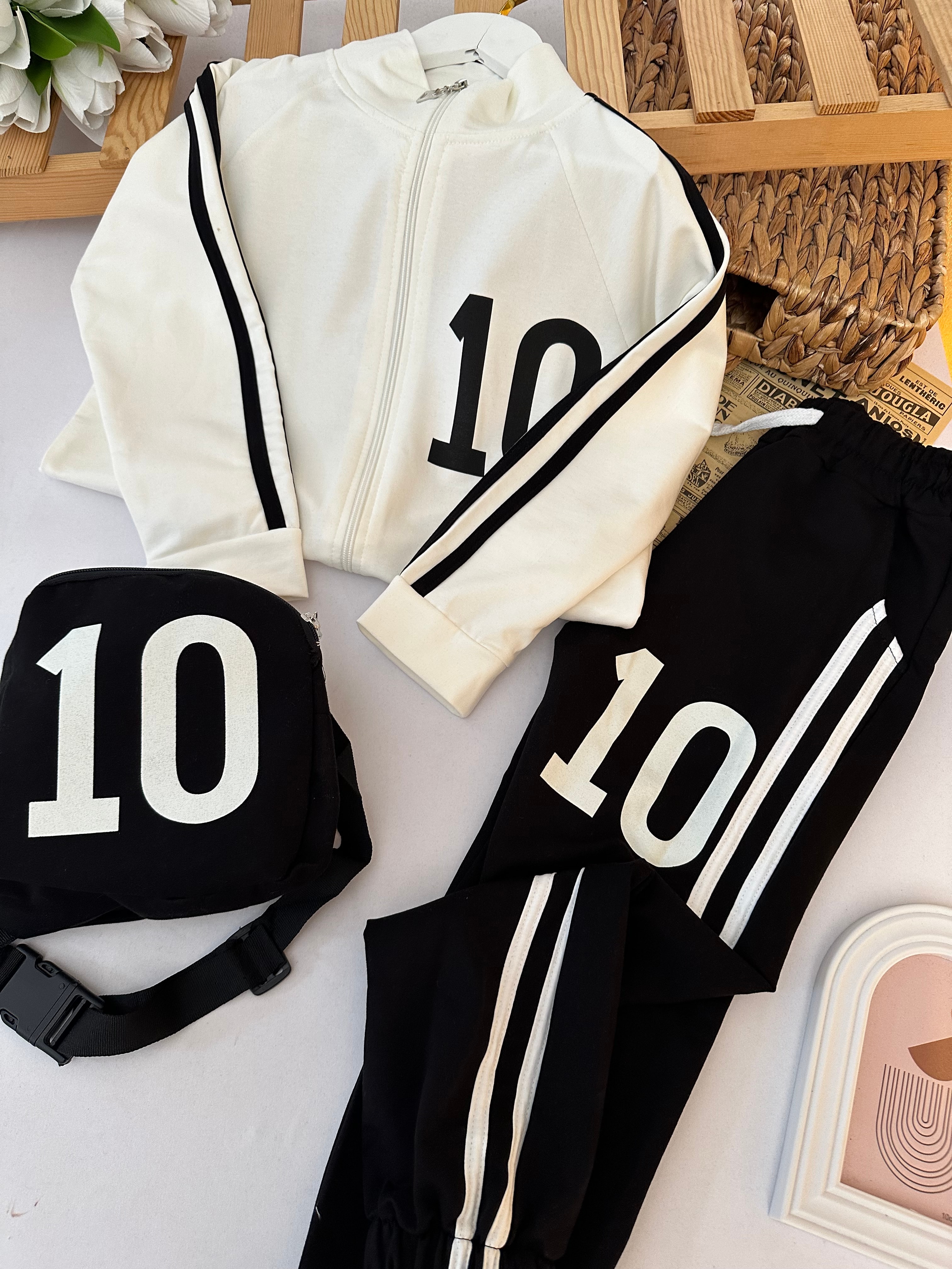 Erkek Çocuk Siyah Numaralı Takım