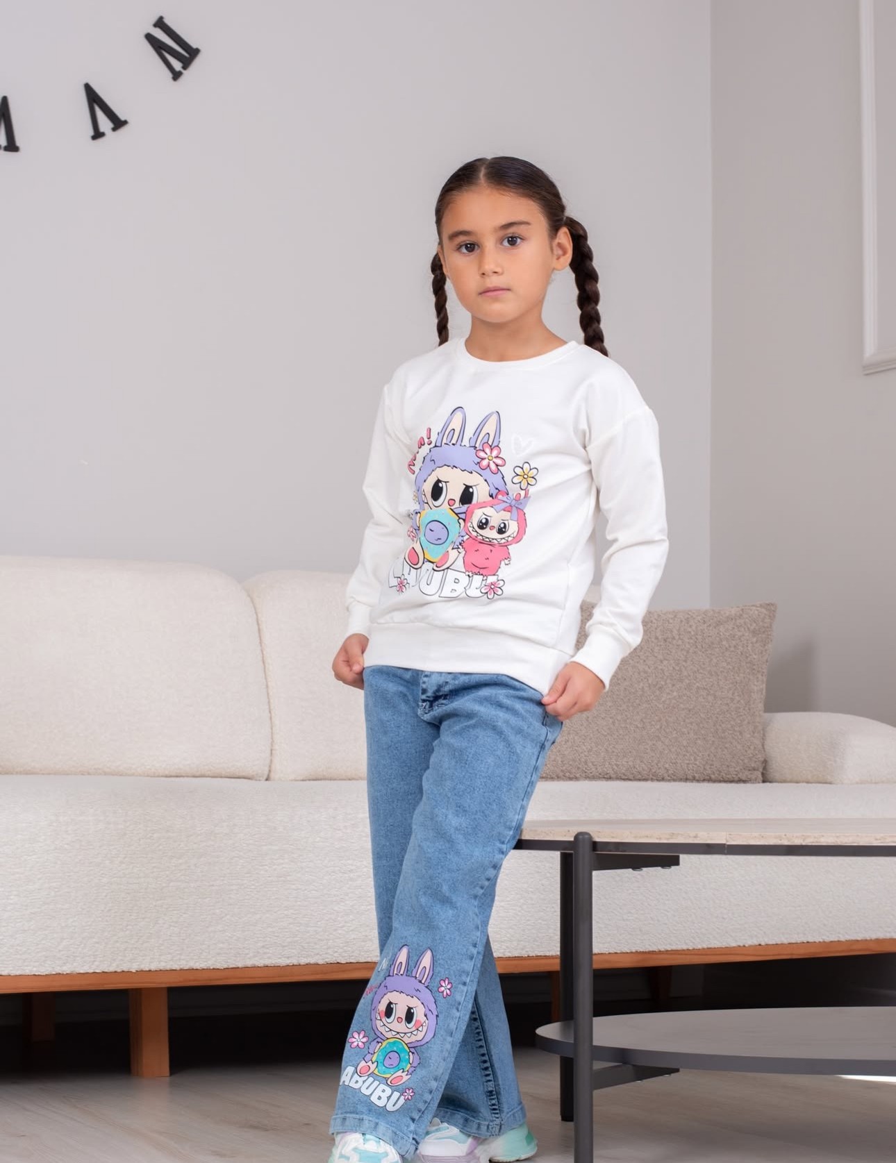Kız Çocuk Beyaz Labubu Kot Pantolon Sweat 2’li Takım 
