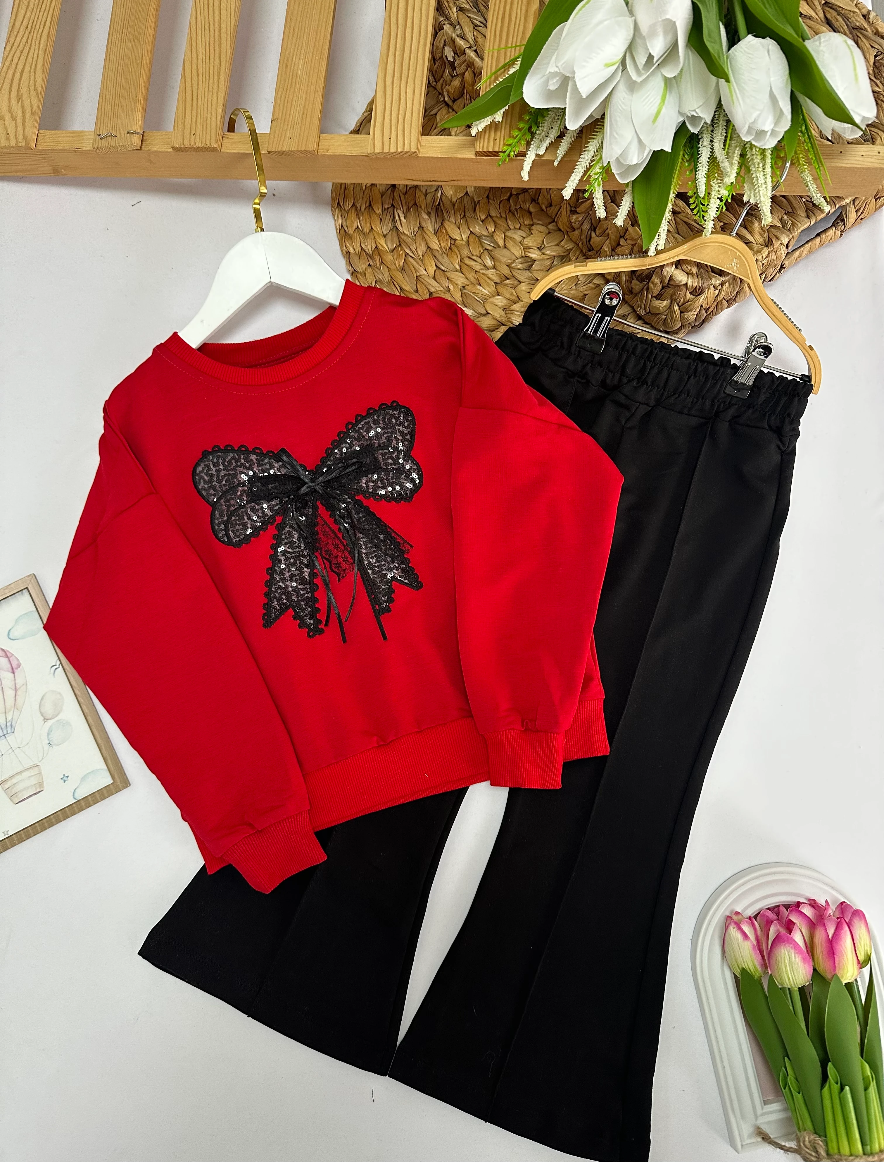 Kız Çocuk Siyah Kırmızı Dantel Fiyonk Desenli Takım