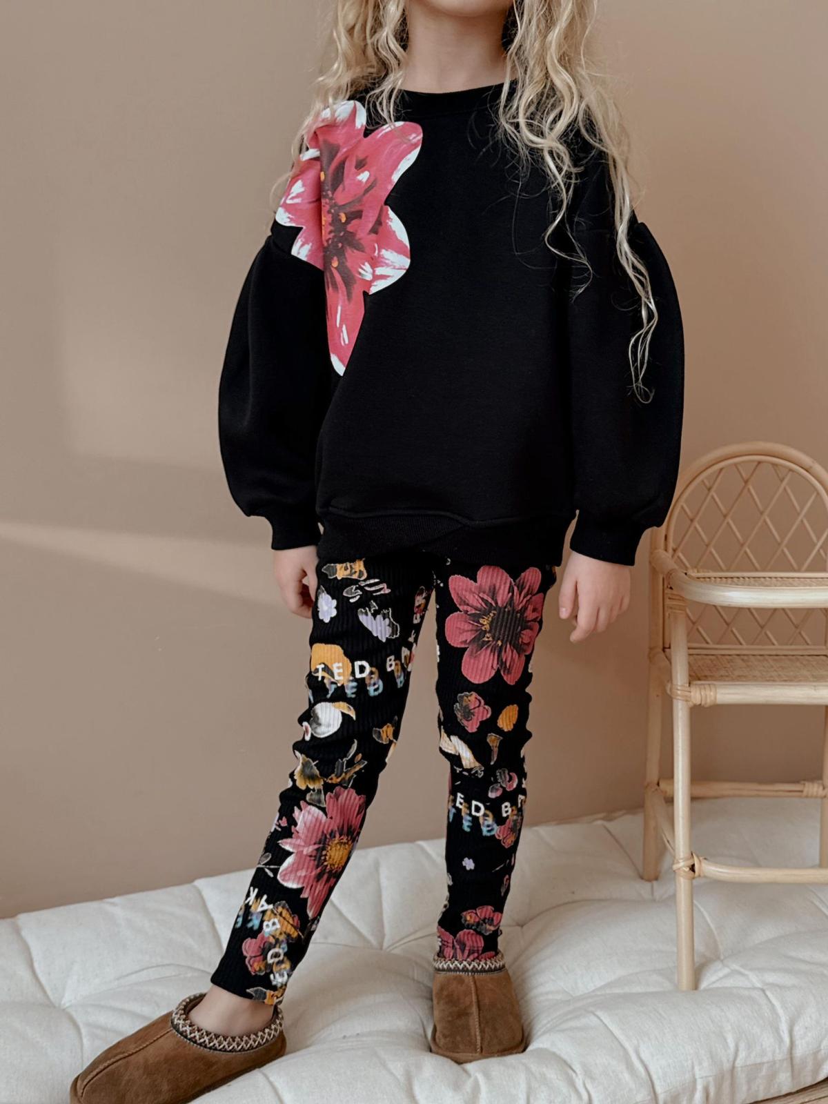 Kız Çocuk Siyah Omzunda Çiçek Desenli Takım