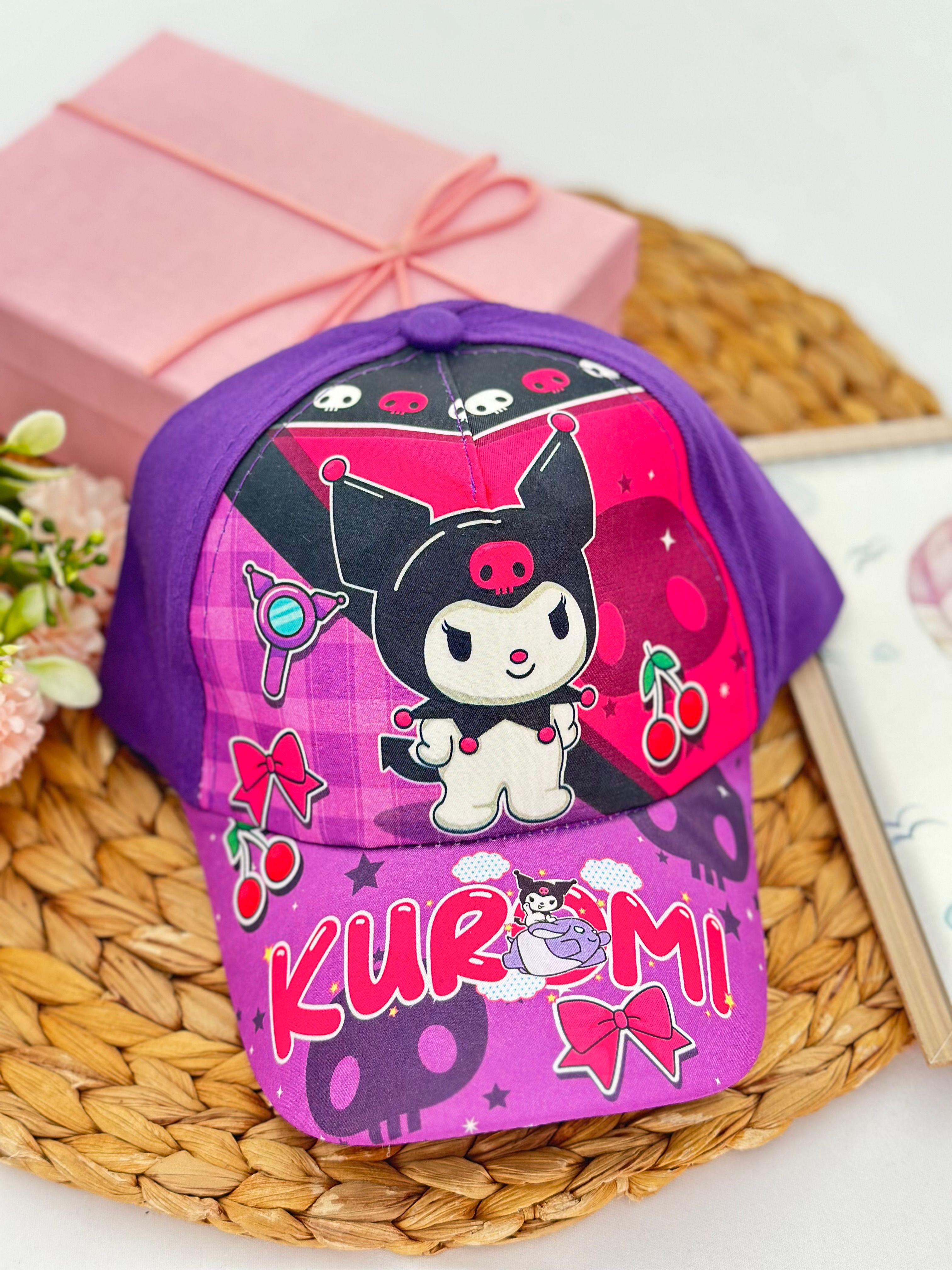 Kuromi Kiraz Desenli Mor Şapka