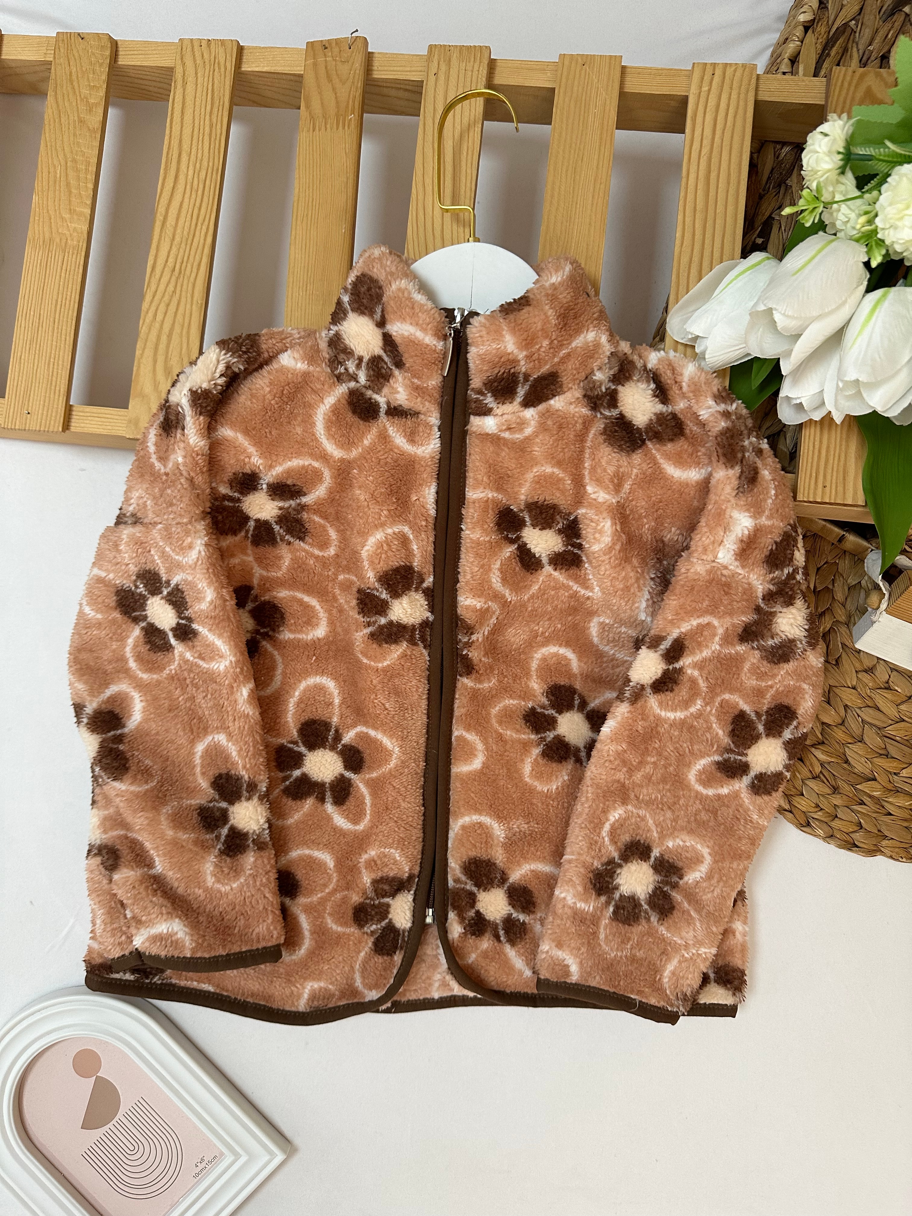 kız Çocuk Kahverengi Papatyalı Peluş Hırka