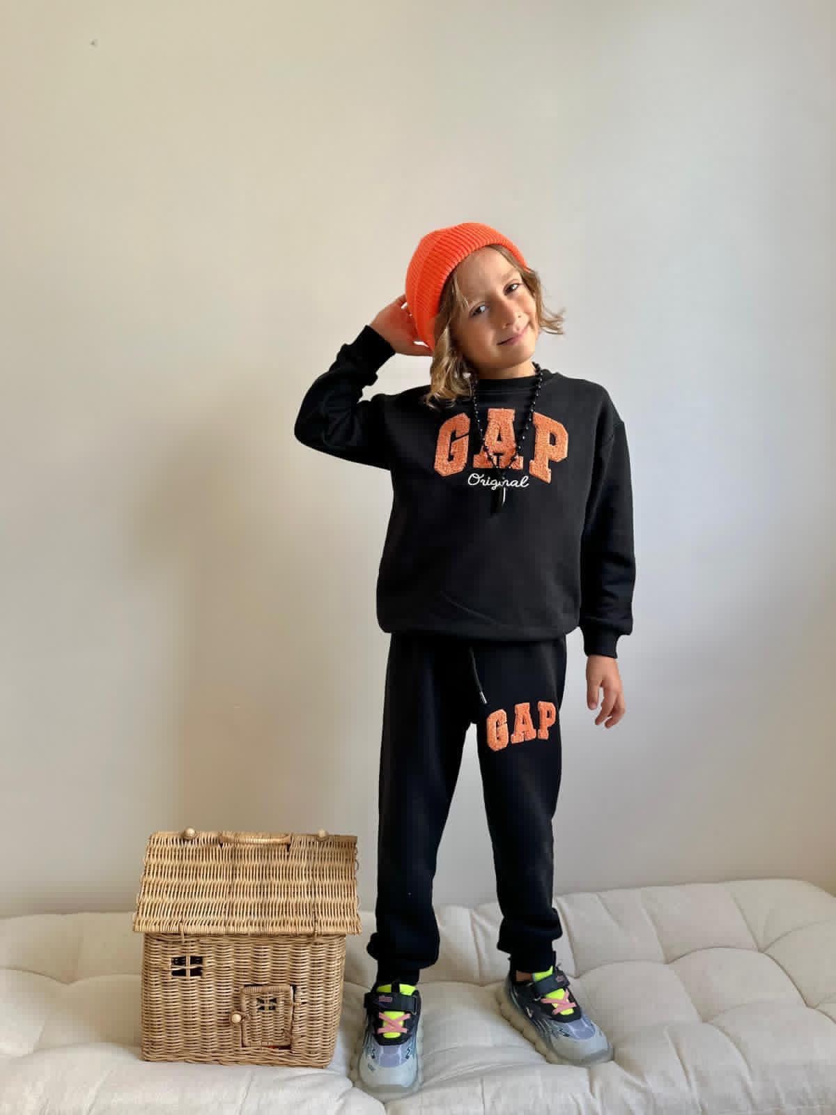 Erkek Çocuk Siyah Turuncu Marka Takım