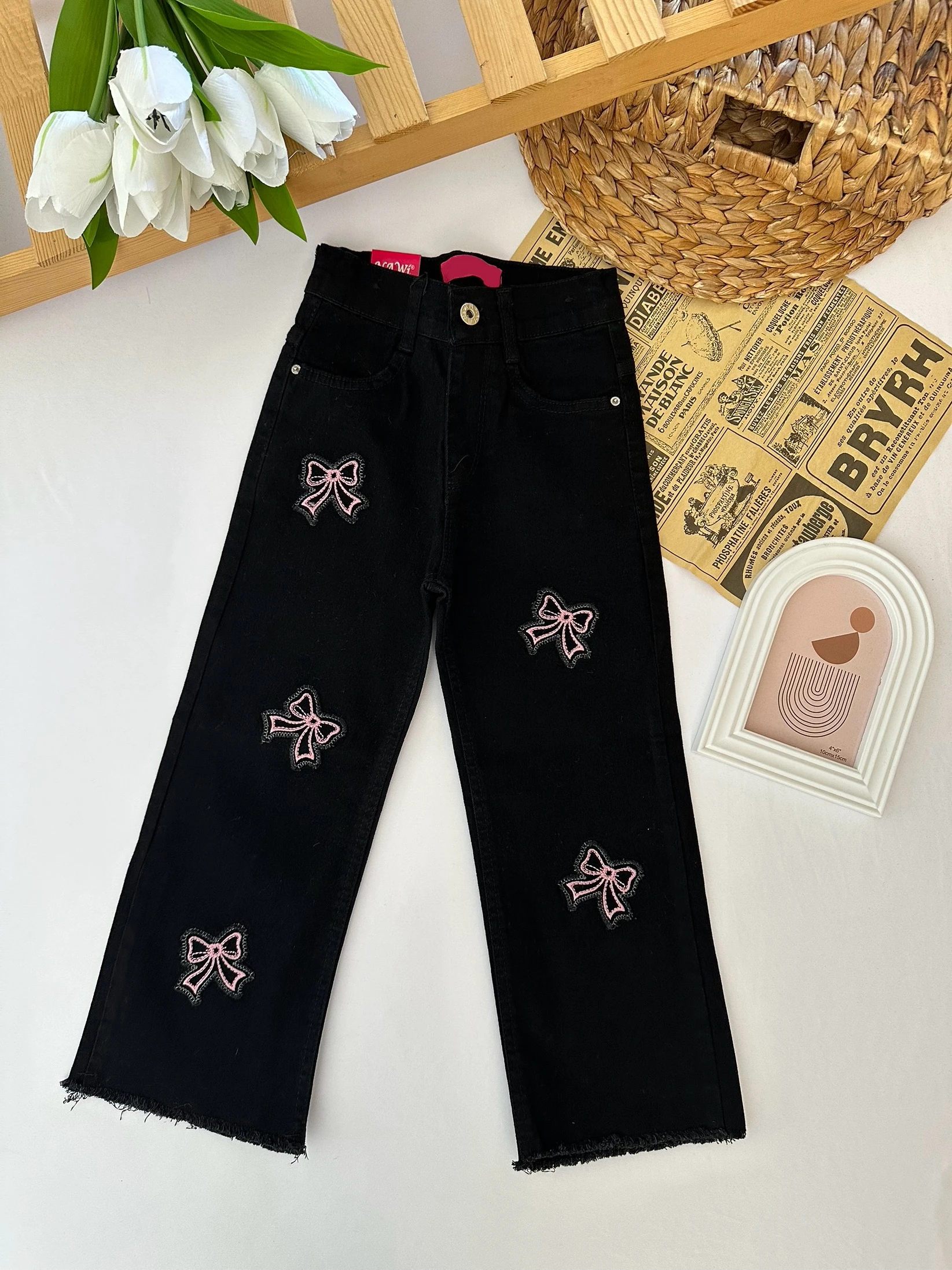 Kız Çocuk Pembe Fiyonk Desenli Siyah Kot Pantolon