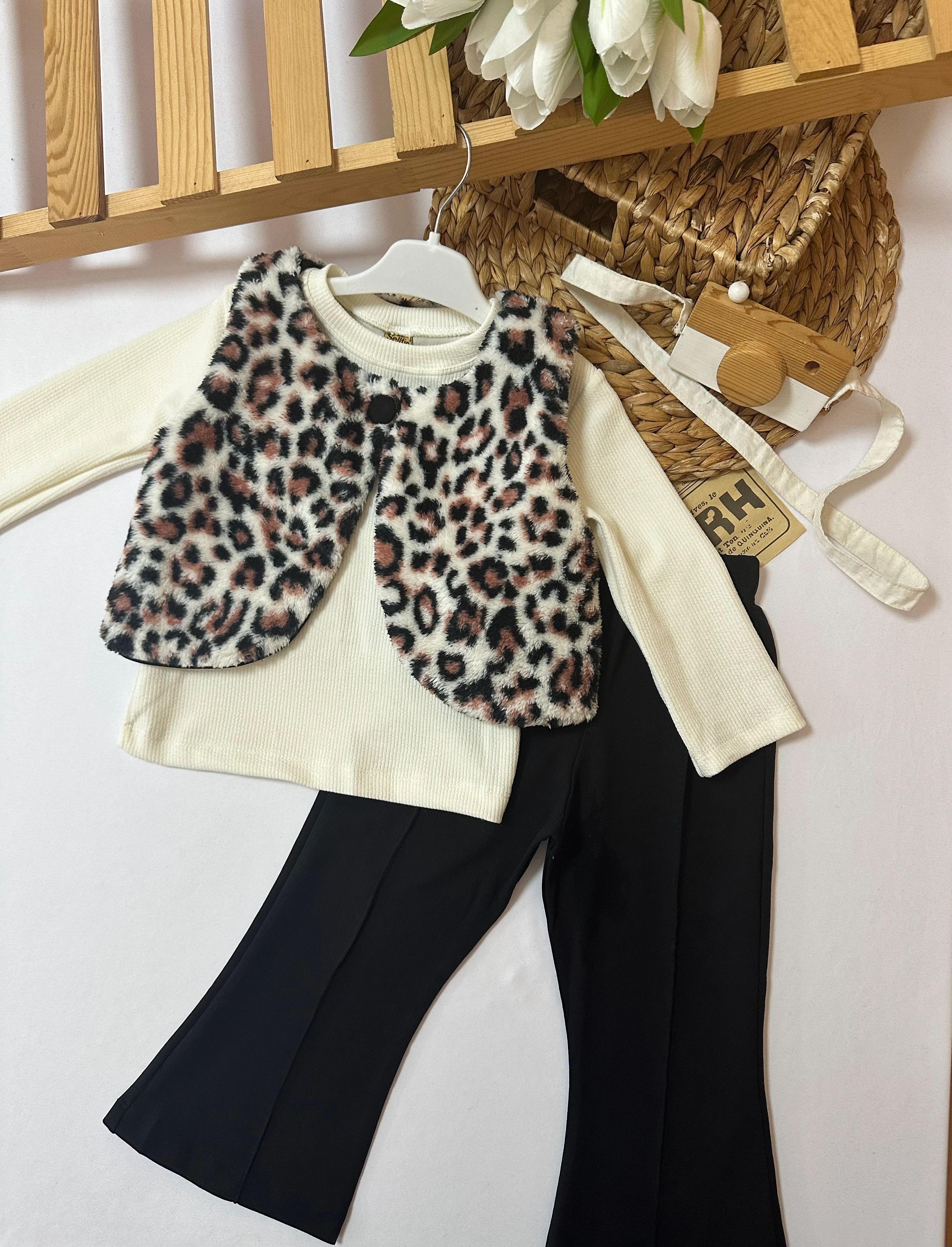 Kız Çocuk Leopar Yelekli Siyah 3'lü Takım