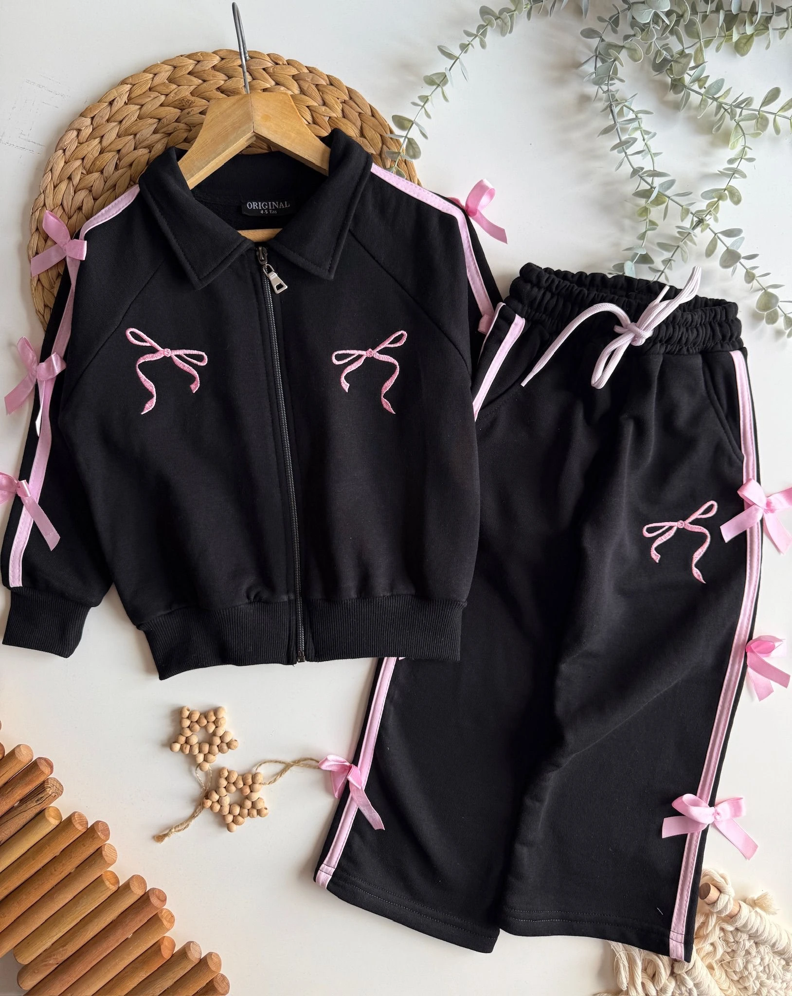 Kız Çocuk Siyah Pembe Fiyonklu Takım