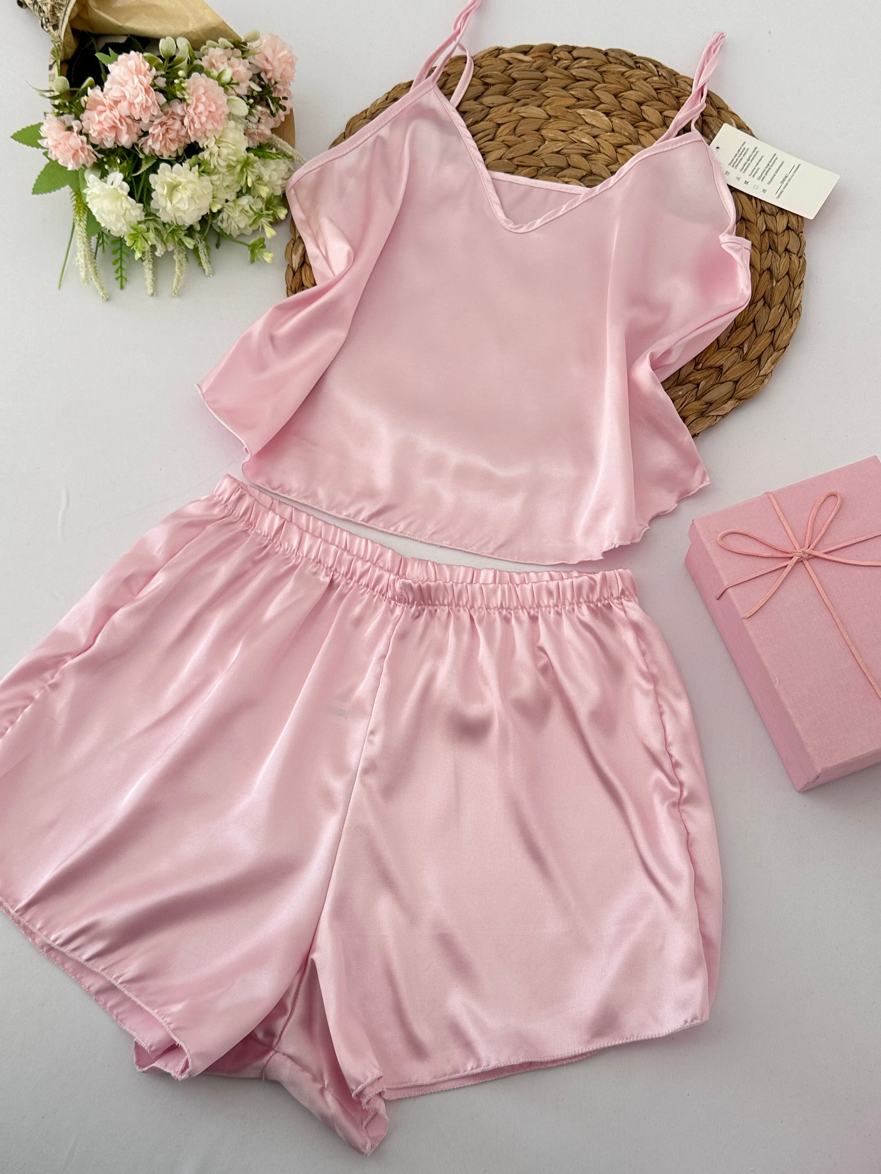 Pembe Saten Kadın Pijama Takımı