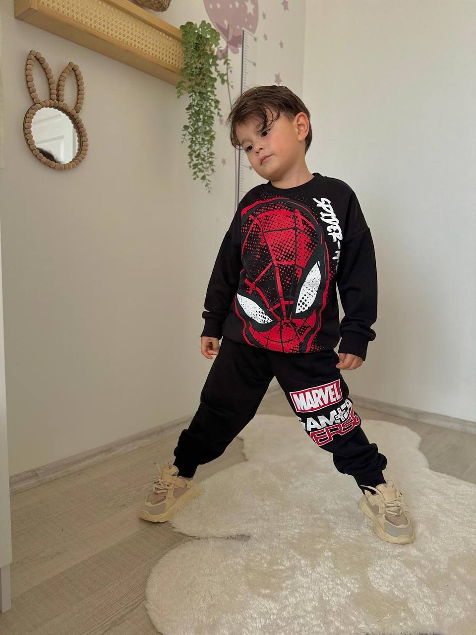 Erkek Çocuk Siyah Spiderman Takım