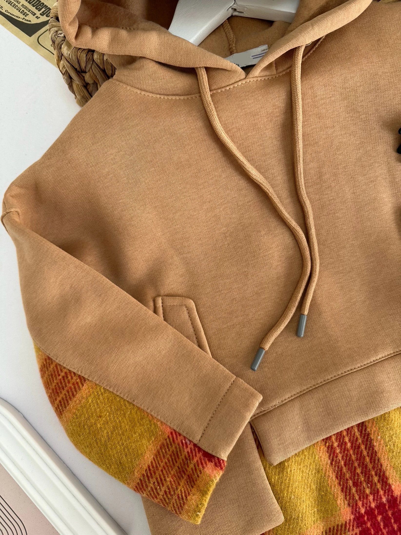 Kız Çocuk Kahverengi Ayıcıklı Kapüşonlu Gömlek Detaylı Sweat