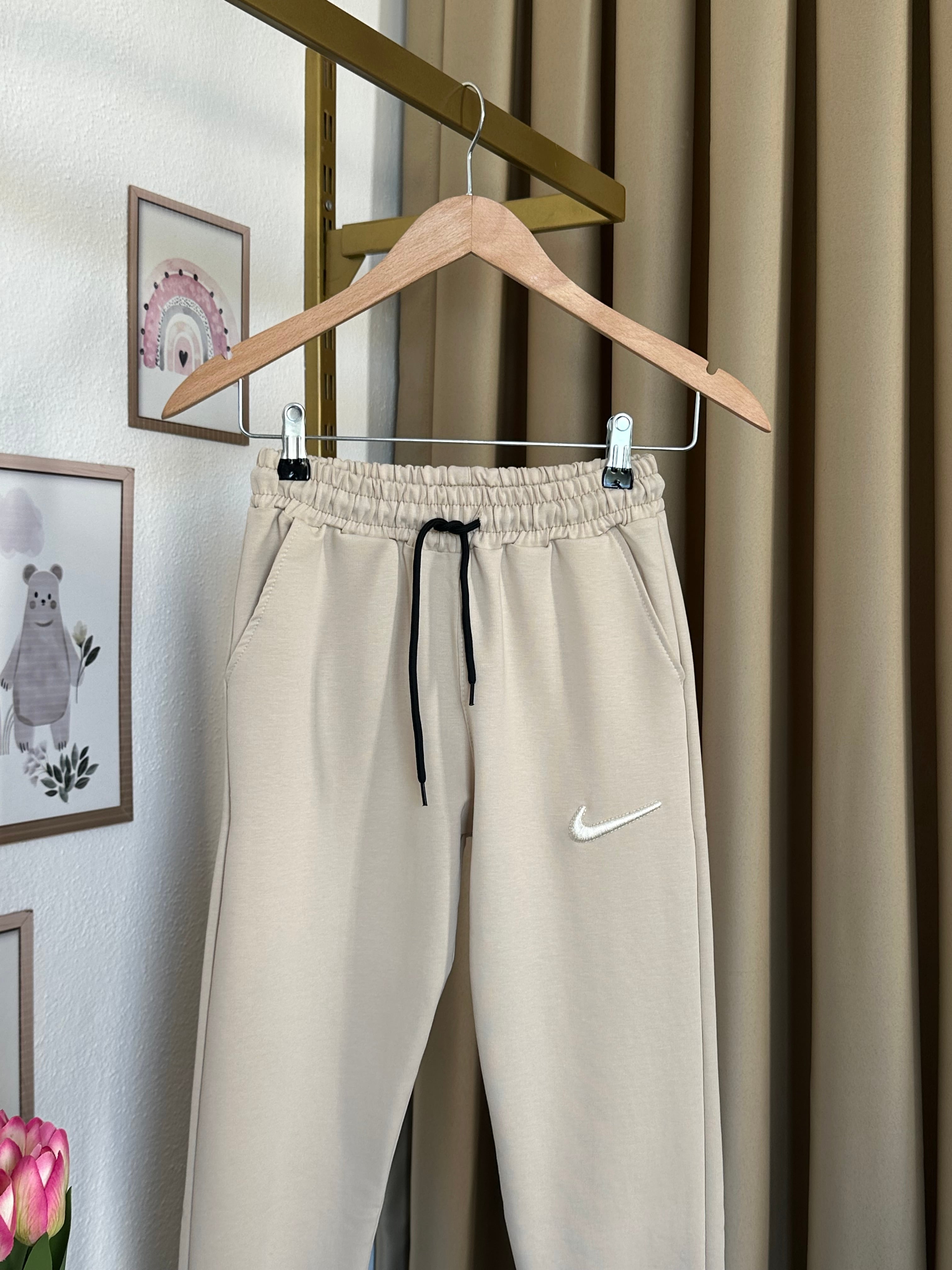 Kız Çocuk Bej Nike Eşofman Altı 