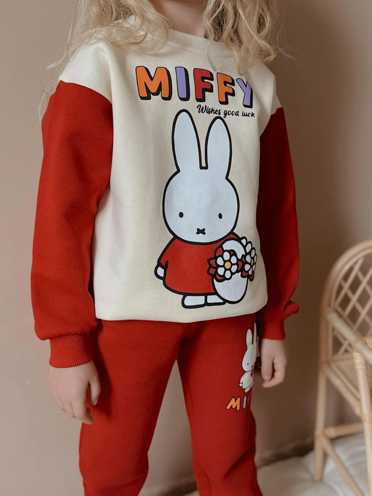 Kız Çocuk Kırmızı Miffy Desenli Takım