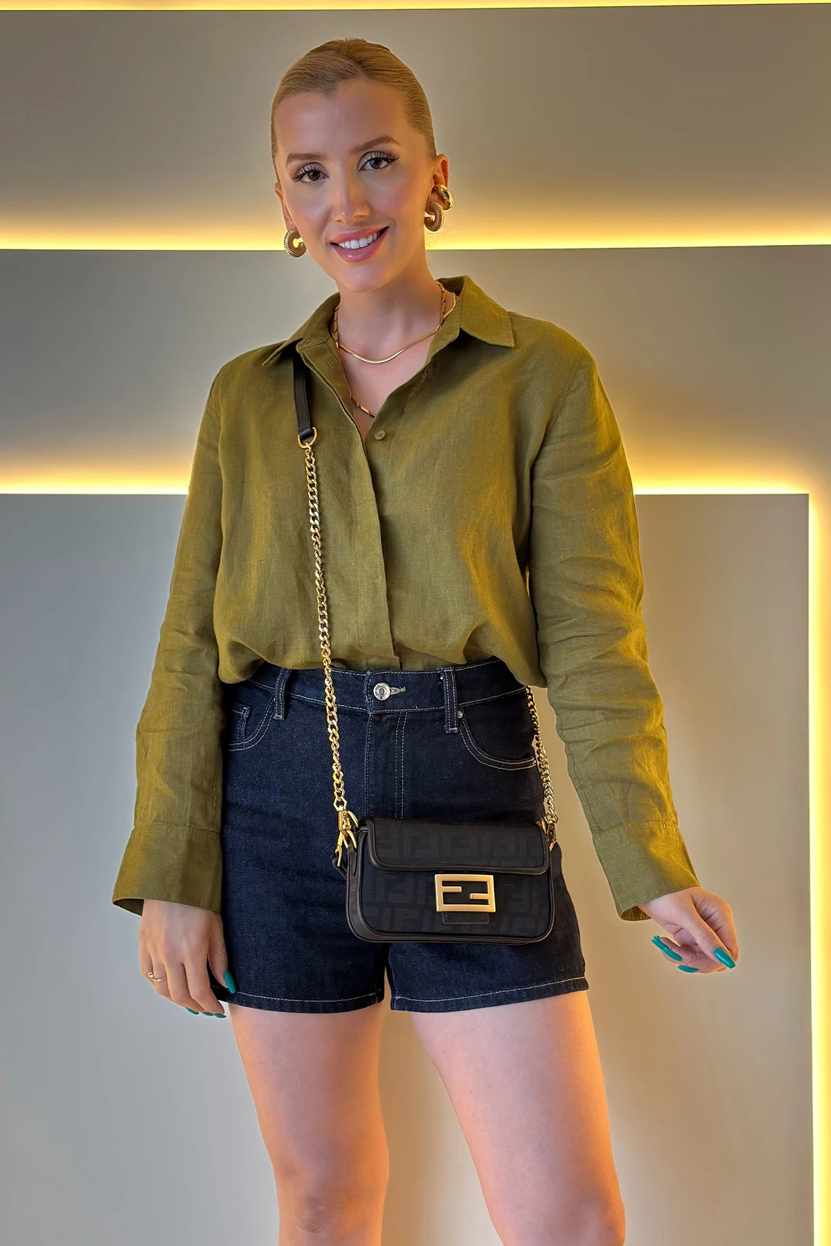 Fnd- Small Siyah Logo Detay