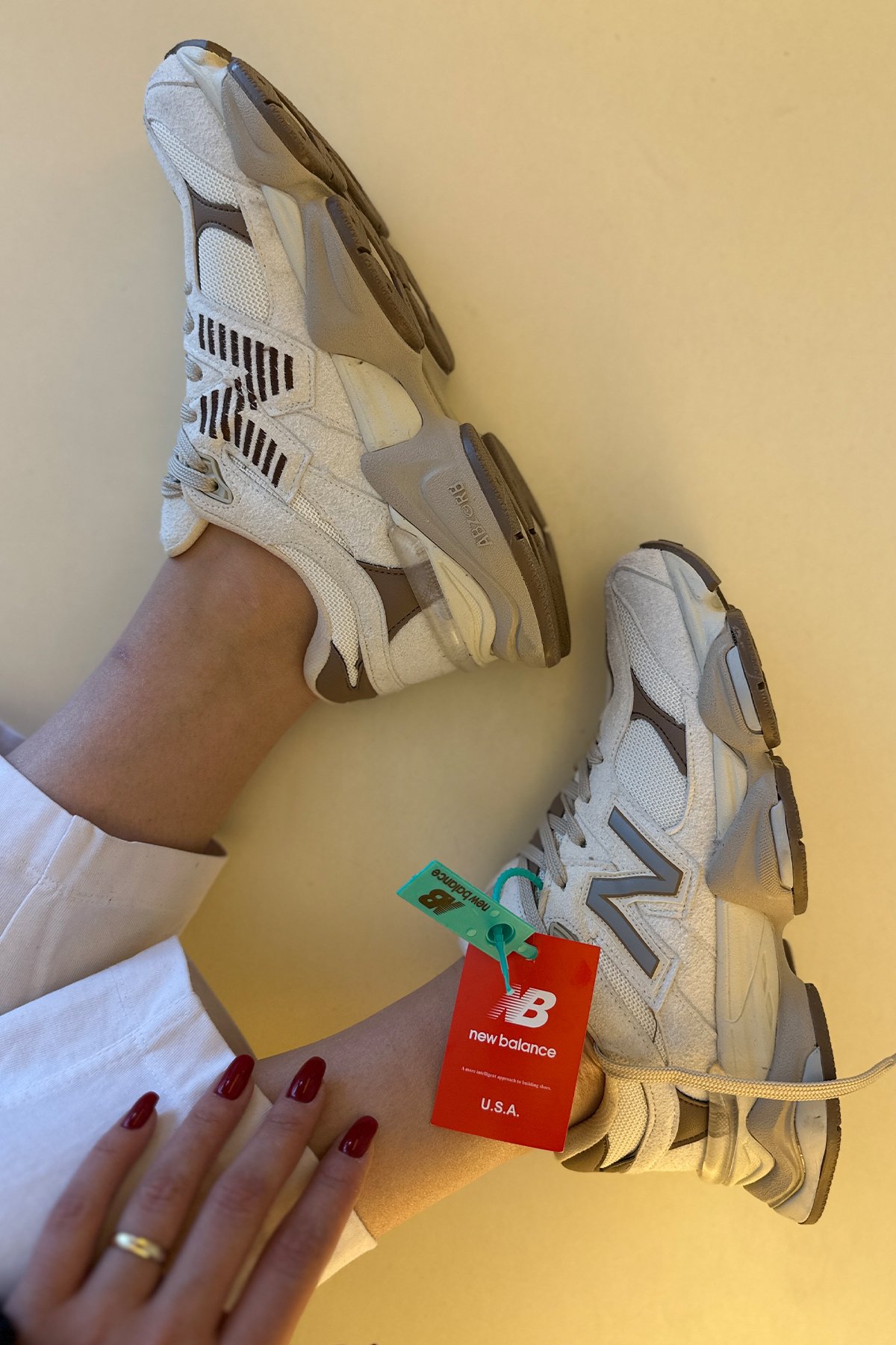 New Balance - 9060 Krem