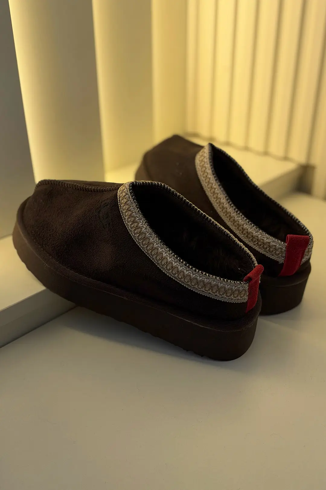 Ugg - Yeni Sezon Terlik Acı Kahve