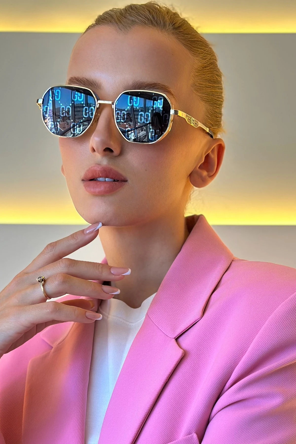 GCC - Siyah Cam Detay Gold Kenar Güneş Gözlüğü