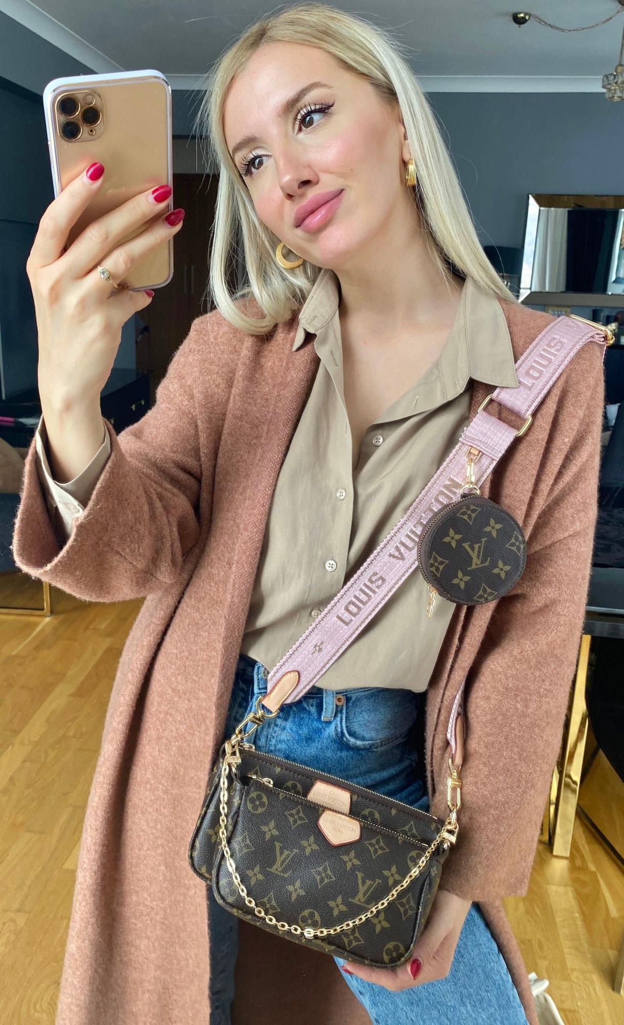 Lv. - Multi Pochette