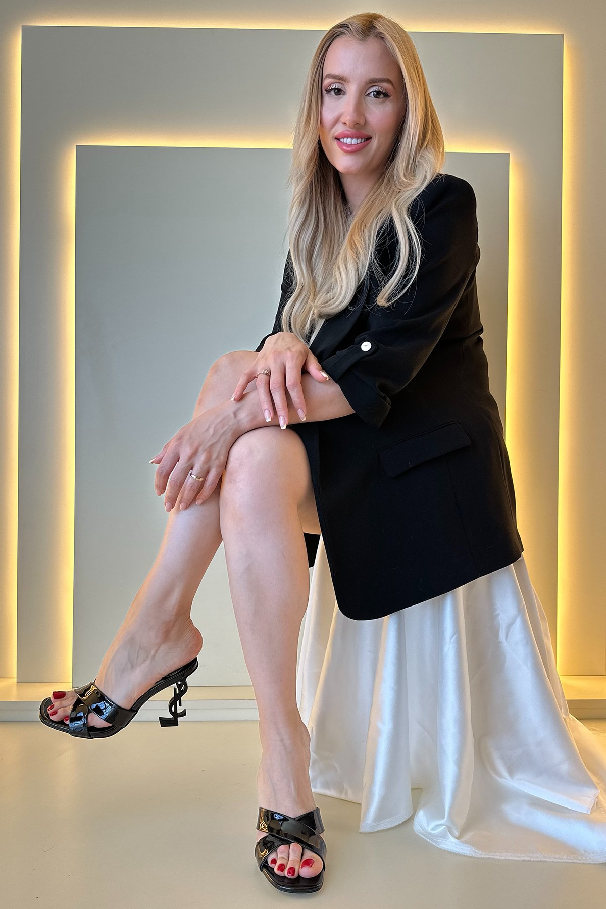 Ysl - Topuklu Ayakkabı Arkası Açık Siyah Rugan