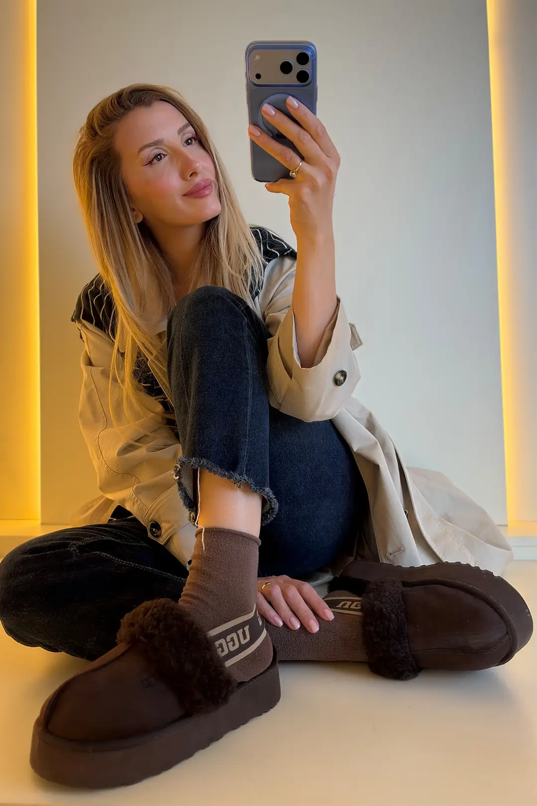 Ugg - Arka Bantlı Terlik Acı Kahve