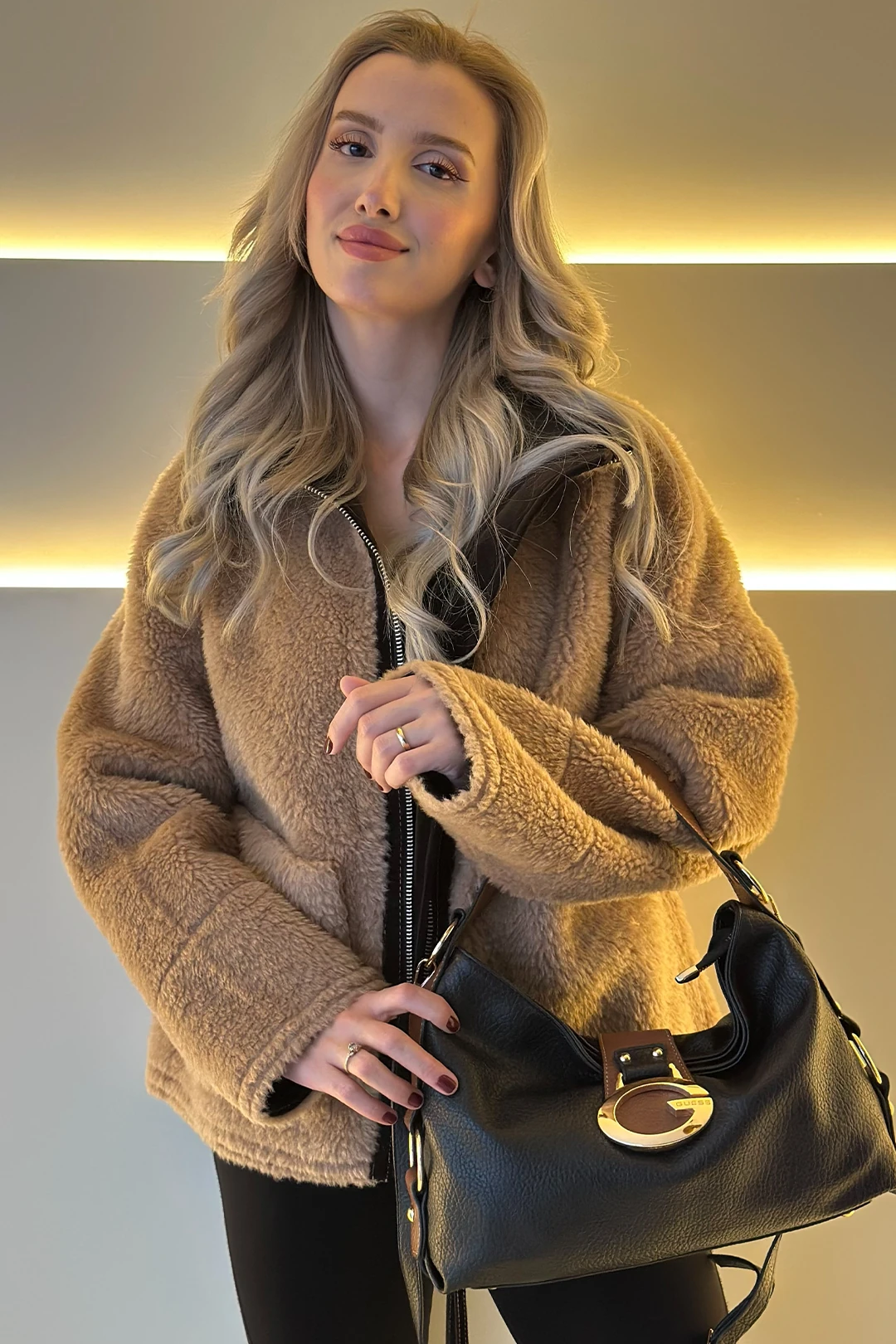 GSS - Camden Siyah Taba Detay Çanta