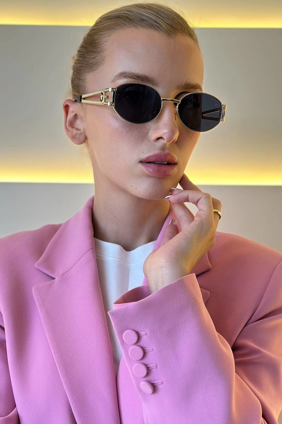 VRSC - Siyah Cam Gold Kenar Detaylı Güneş Gözlüğü