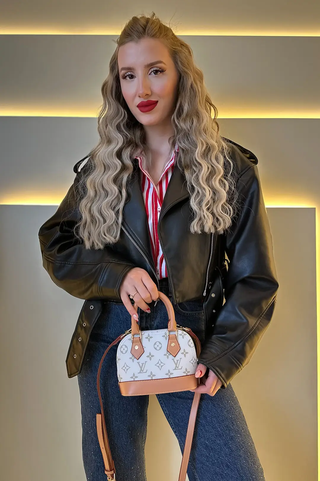 LV - Mini Alma Pm Beyaz Krem Detay